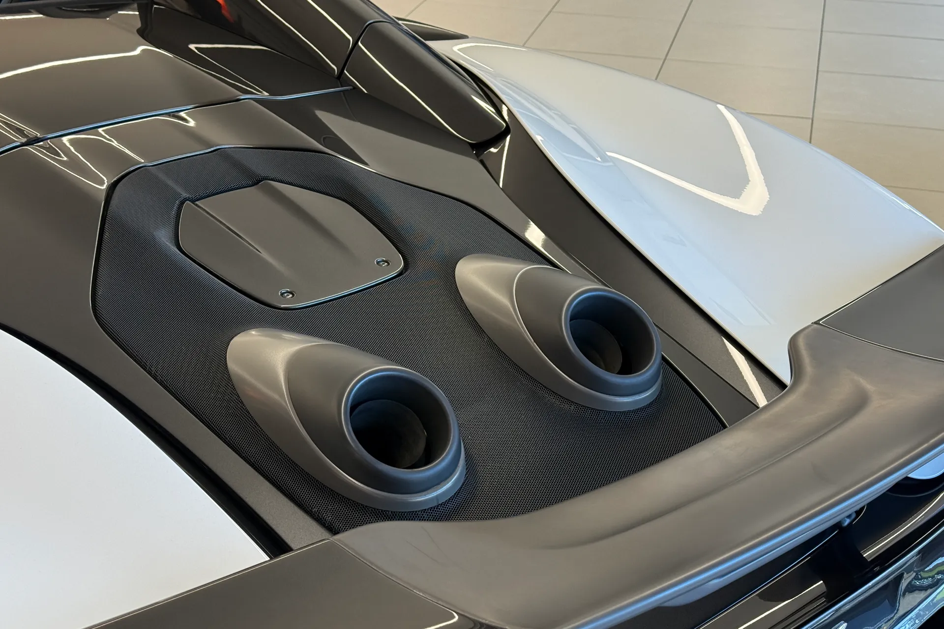 McLaren 600LT thumbnail image number 30