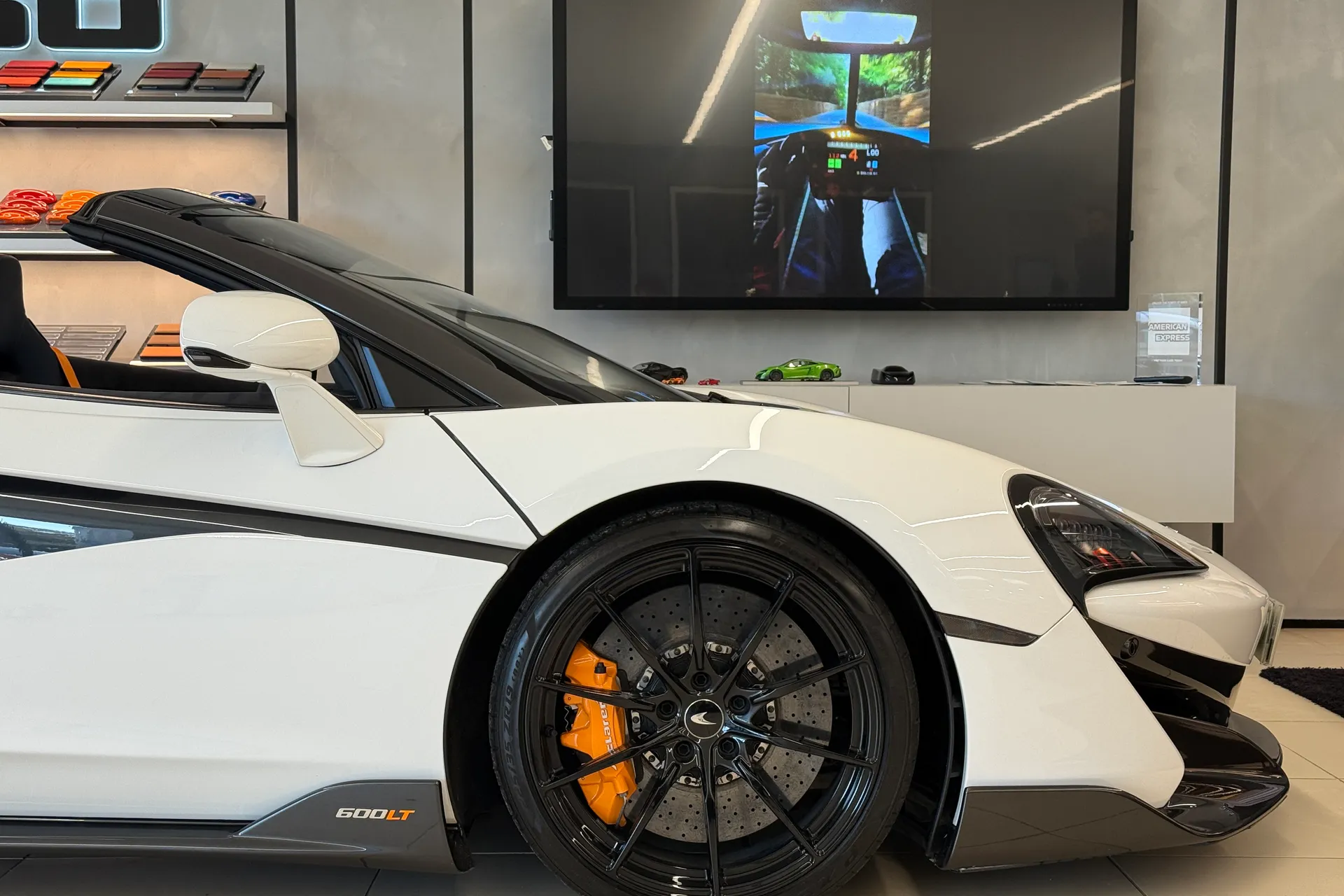 McLaren 600LT thumbnail image number 11