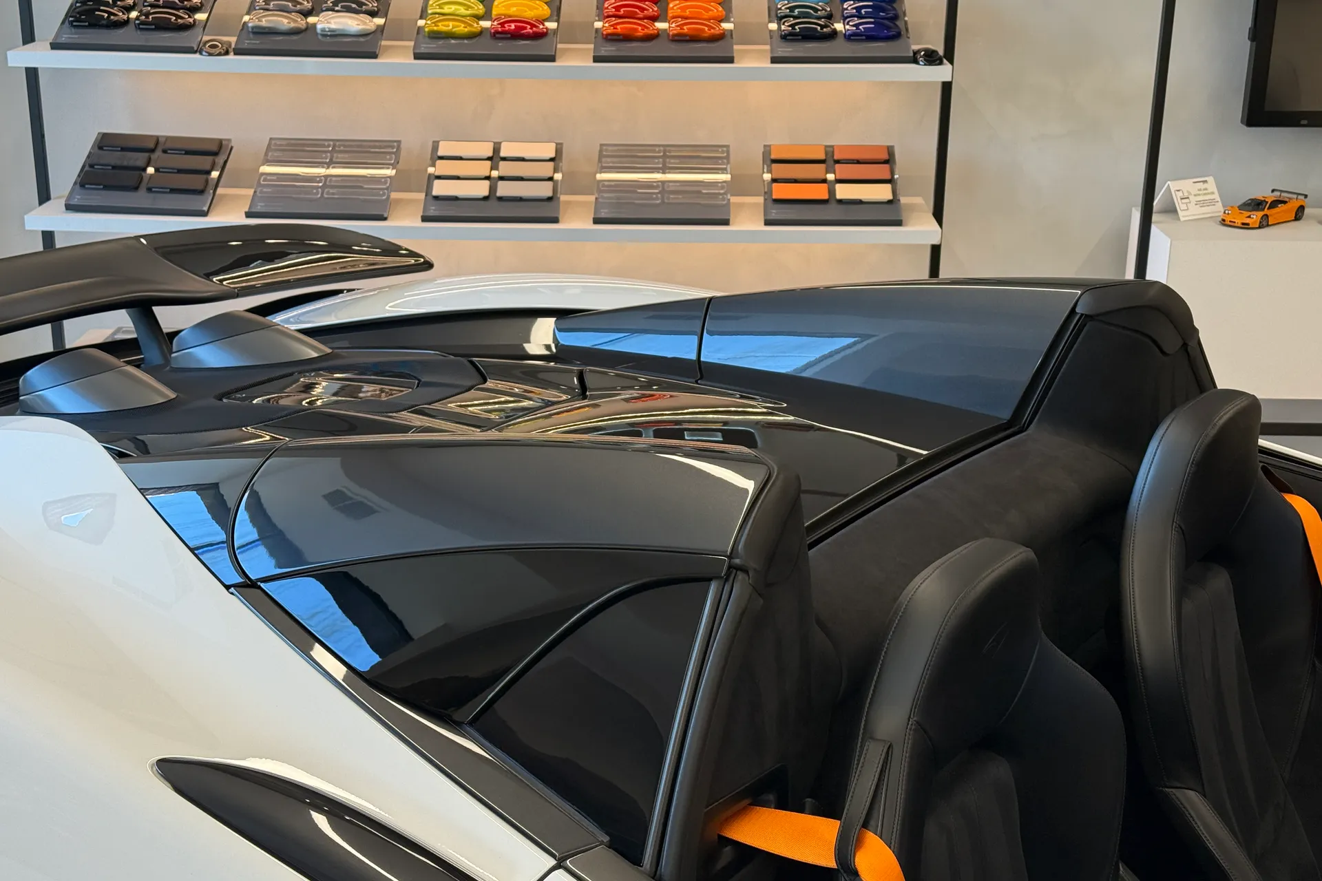 McLaren 600LT thumbnail image number 22
