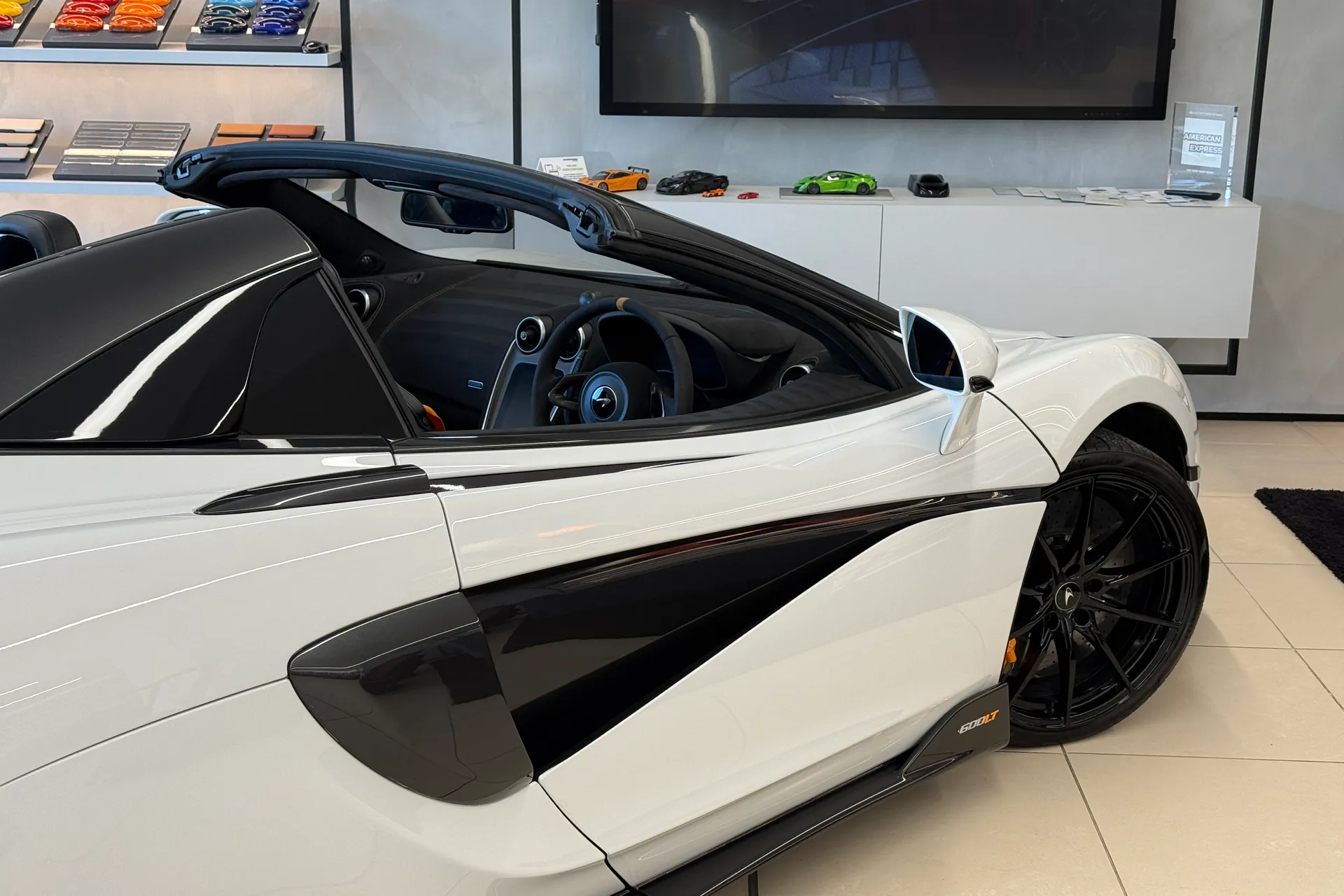 McLaren 600LT thumbnail image number 43