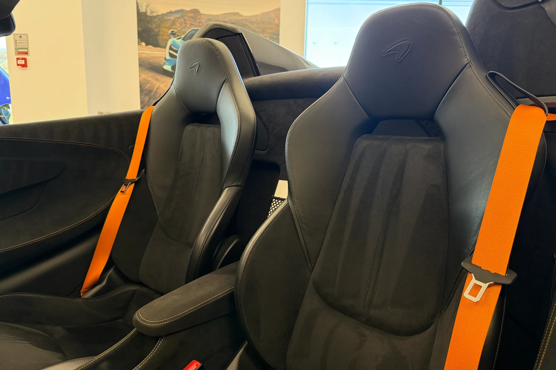 McLaren 600LT thumbnail image number 31