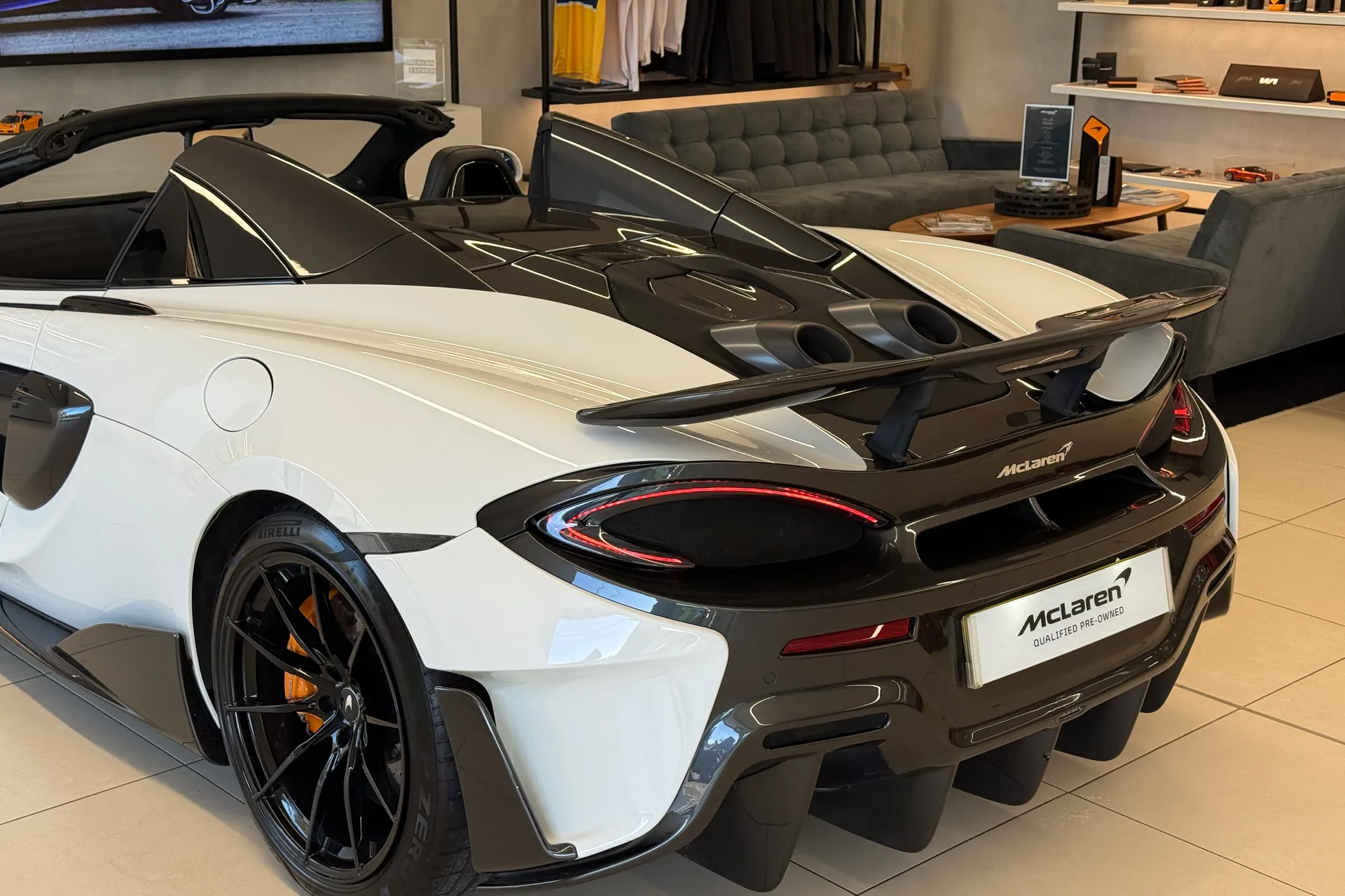 McLaren 600LT thumbnail image number 38