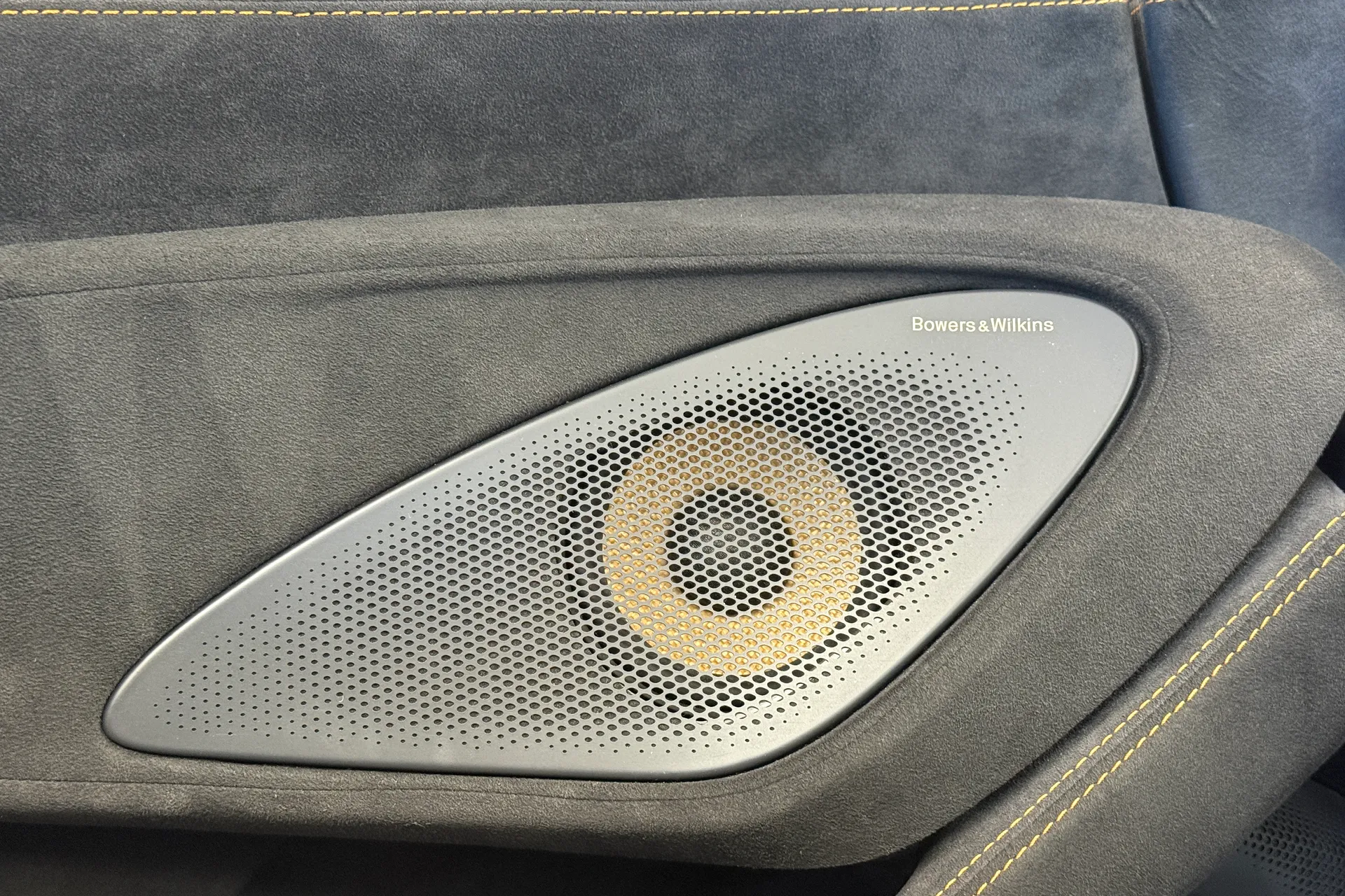 McLaren 600LT thumbnail image number 8