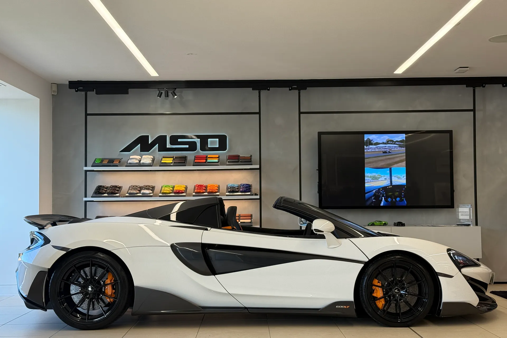 McLaren 600LT thumbnail image number 4