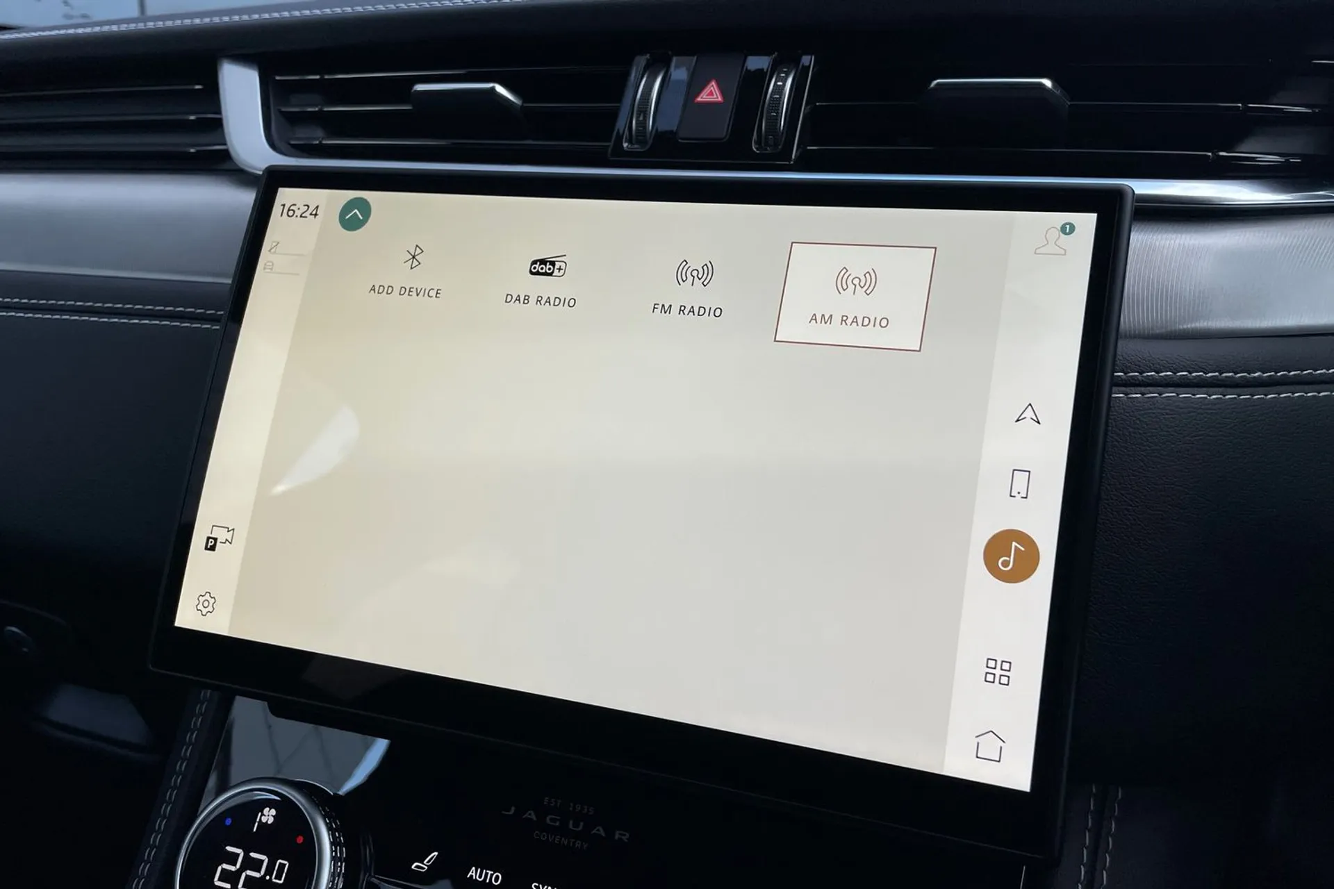 Jaguar F-PACE thumbnail image number 55
