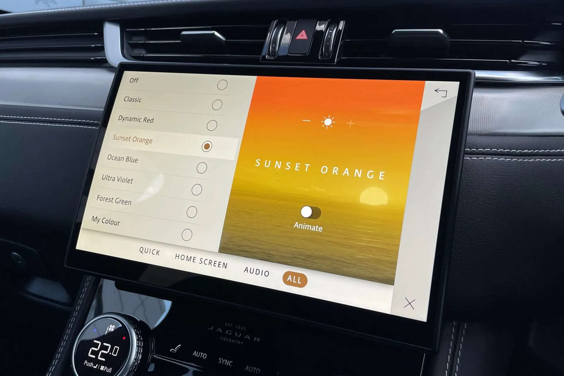 Jaguar F-PACE thumbnail image number 57