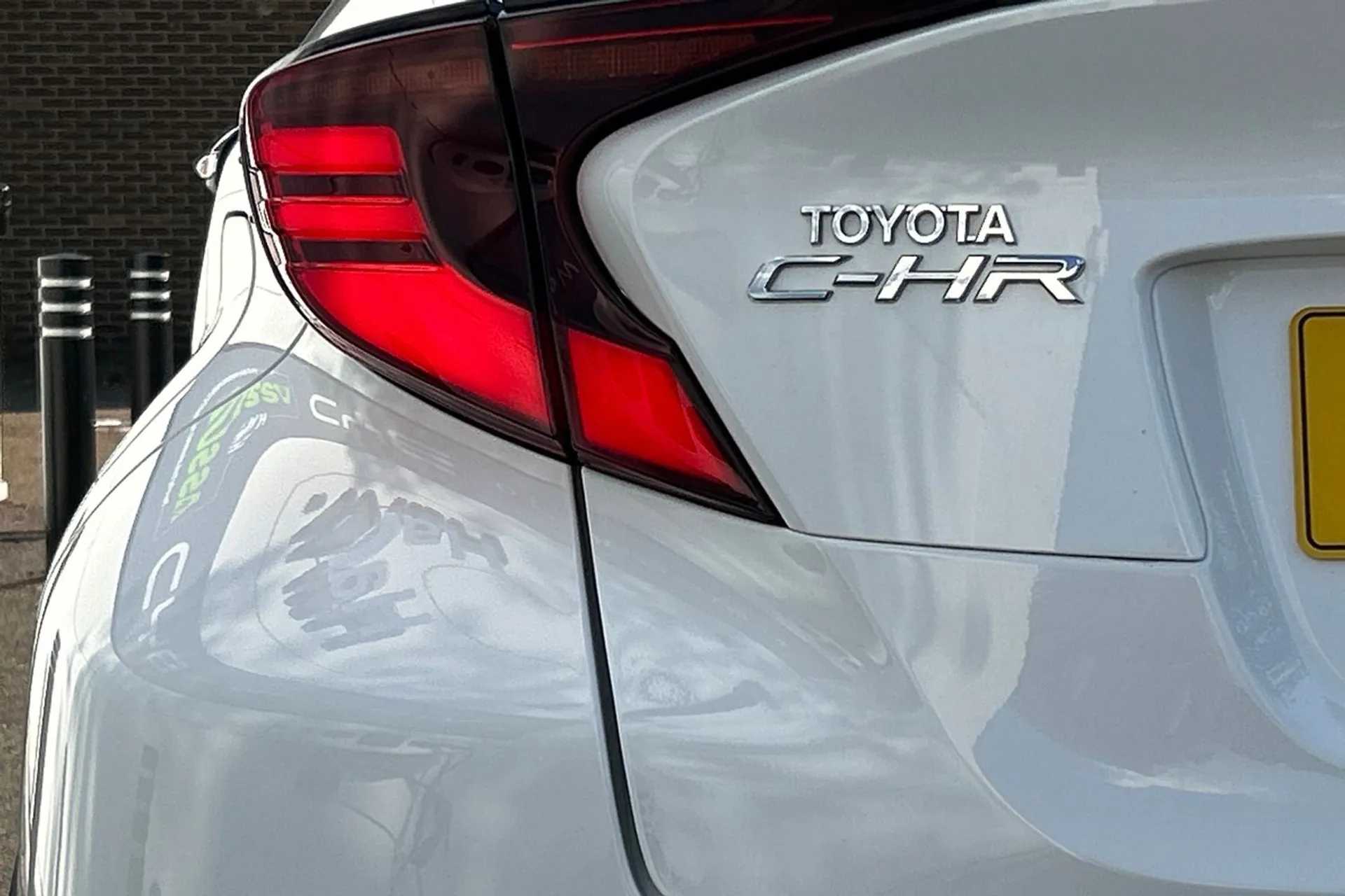 TOYOTA C-HR thumbnail image number 43