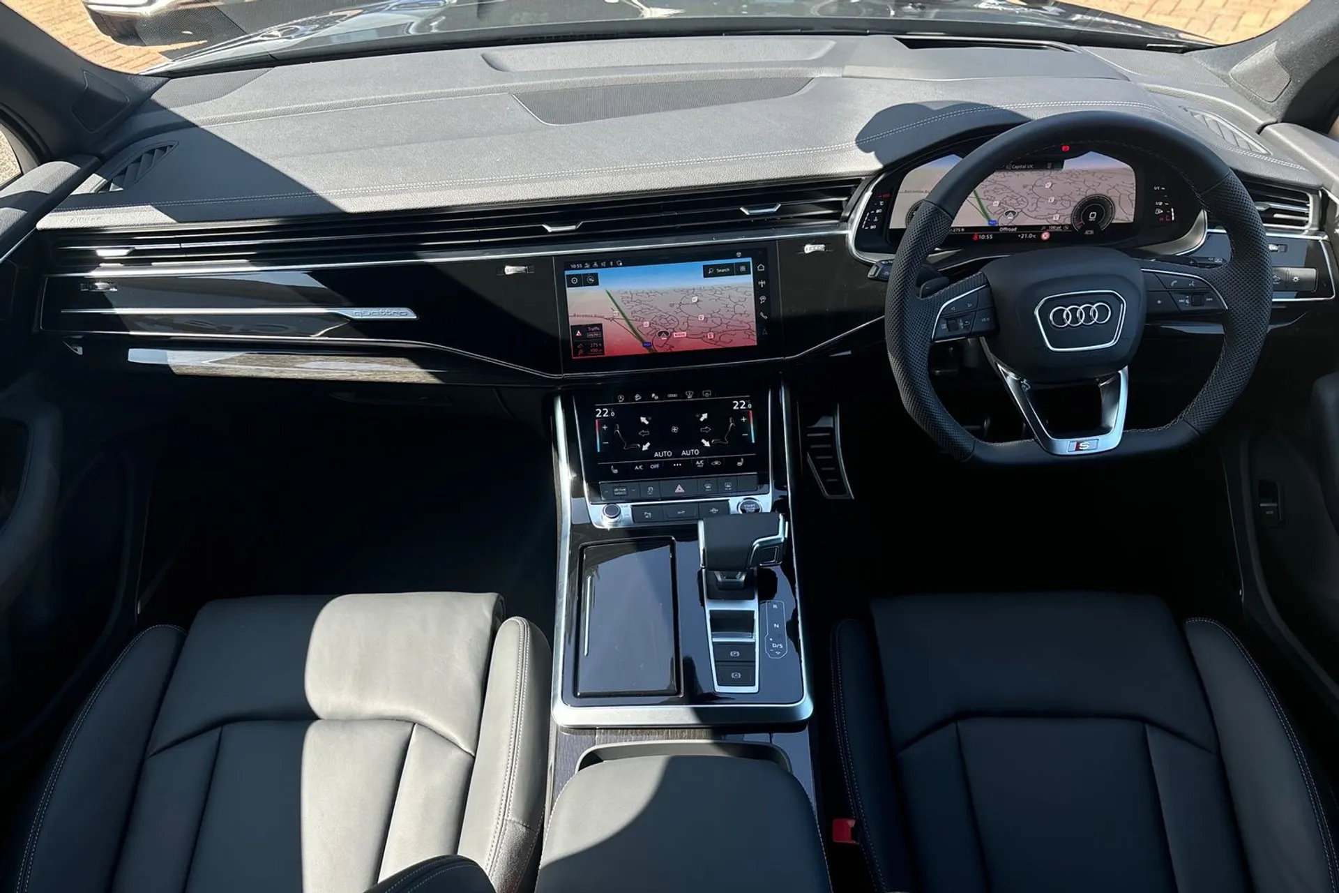 Audi Q7 thumbnail image number 3