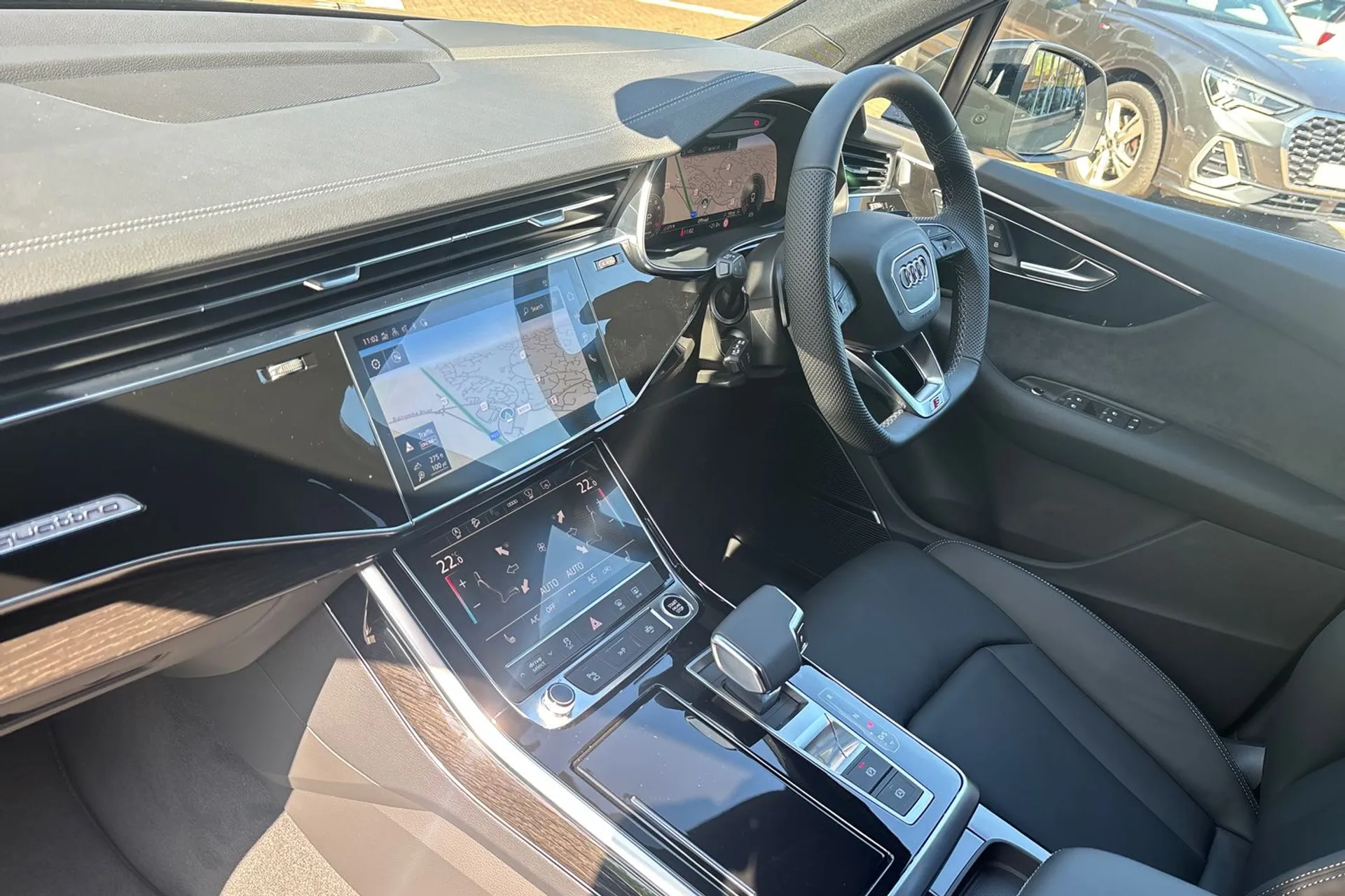 Audi Q7 thumbnail image number 19