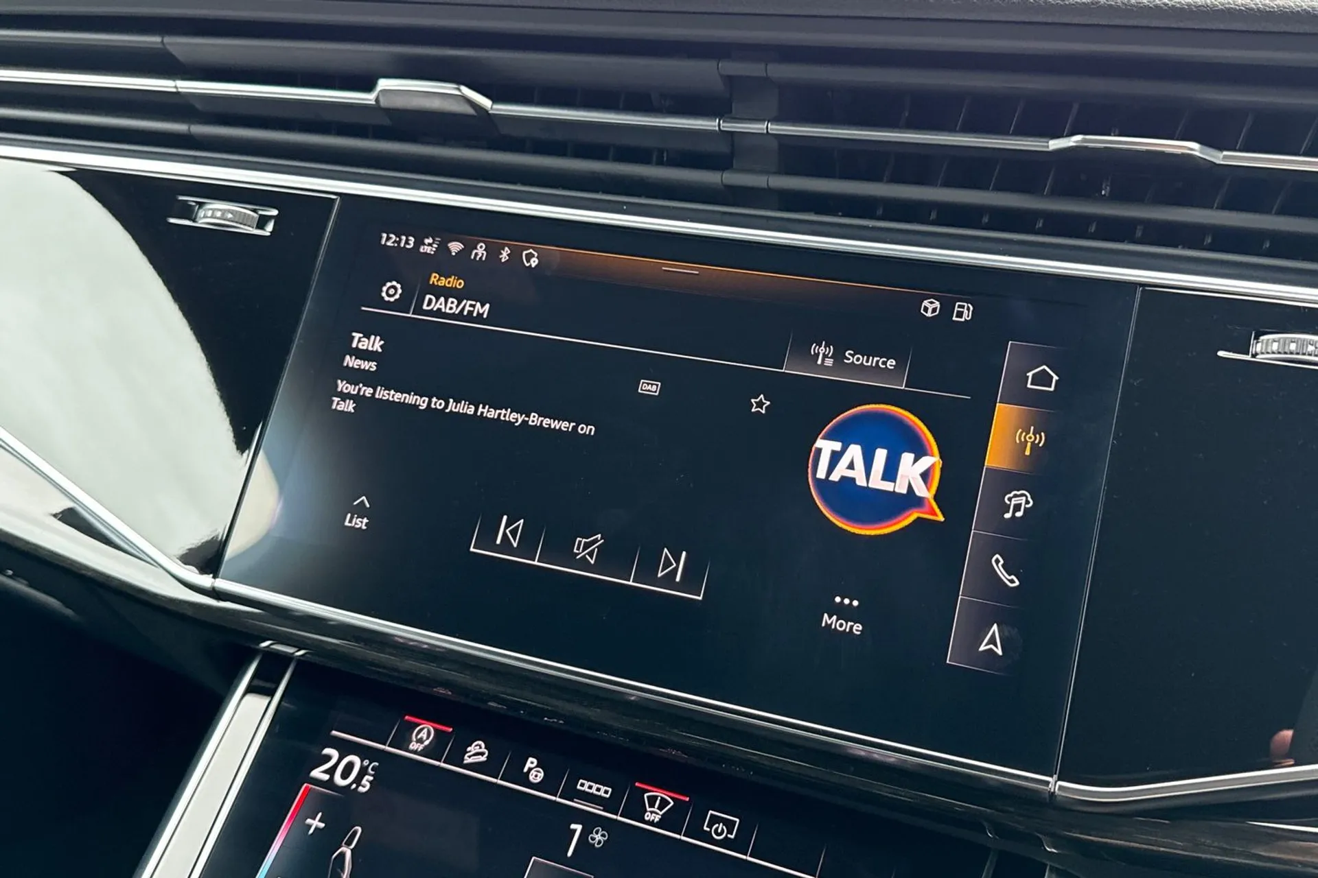 Audi Q7 thumbnail image number 42