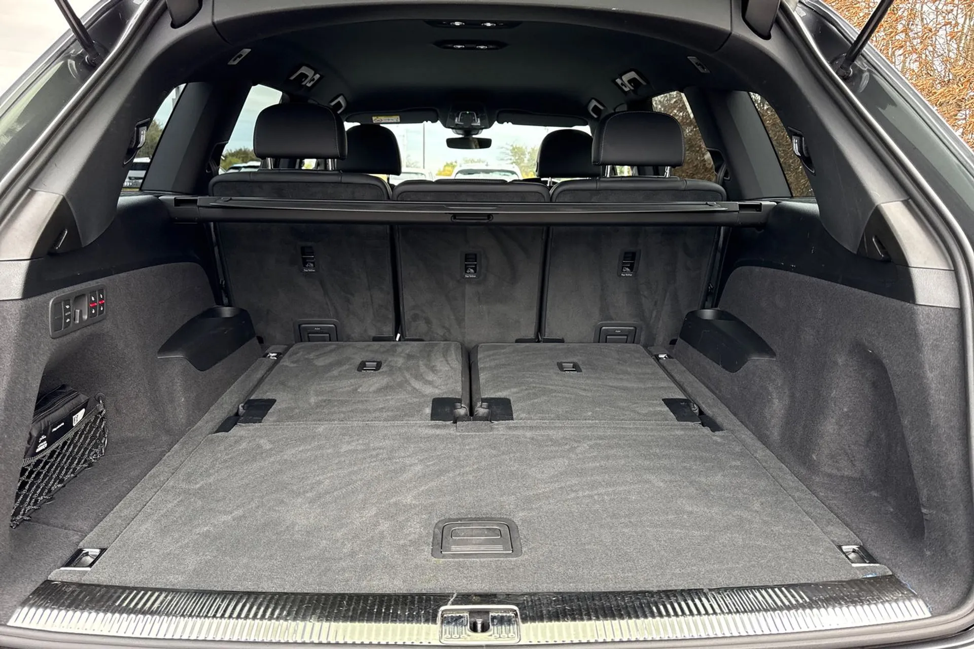 Audi Q7 thumbnail image number 19