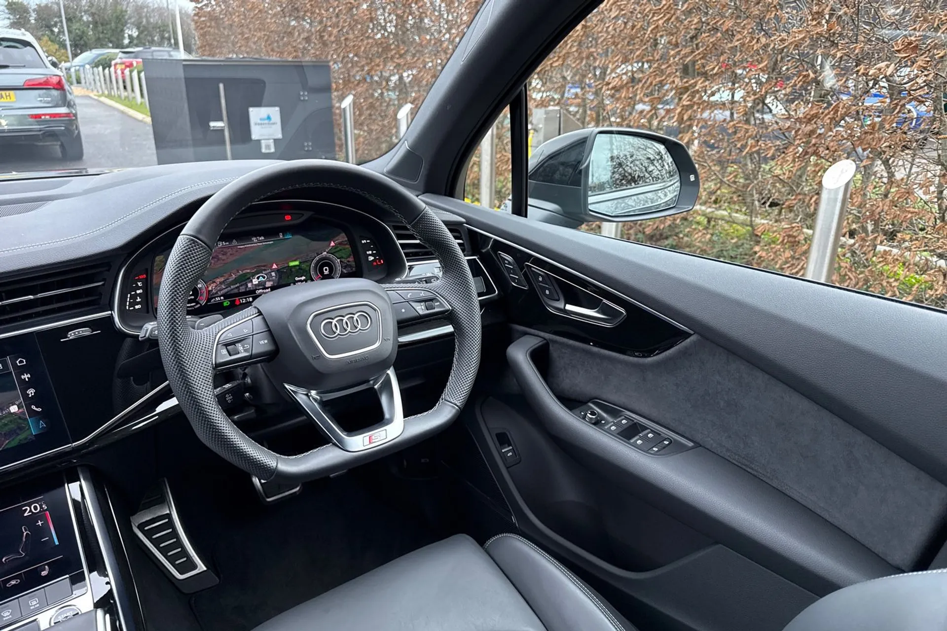 Audi Q7 thumbnail image number 47