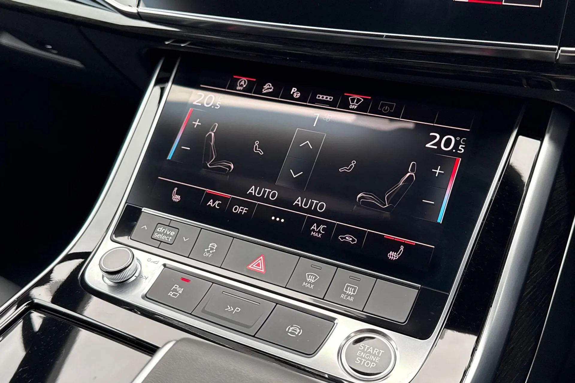 Audi Q7 thumbnail image number 31