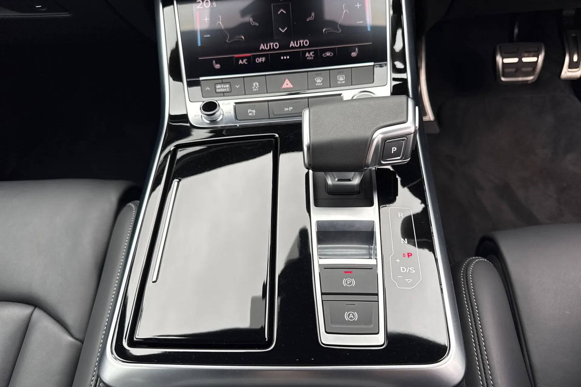 Audi Q7 thumbnail image number 48