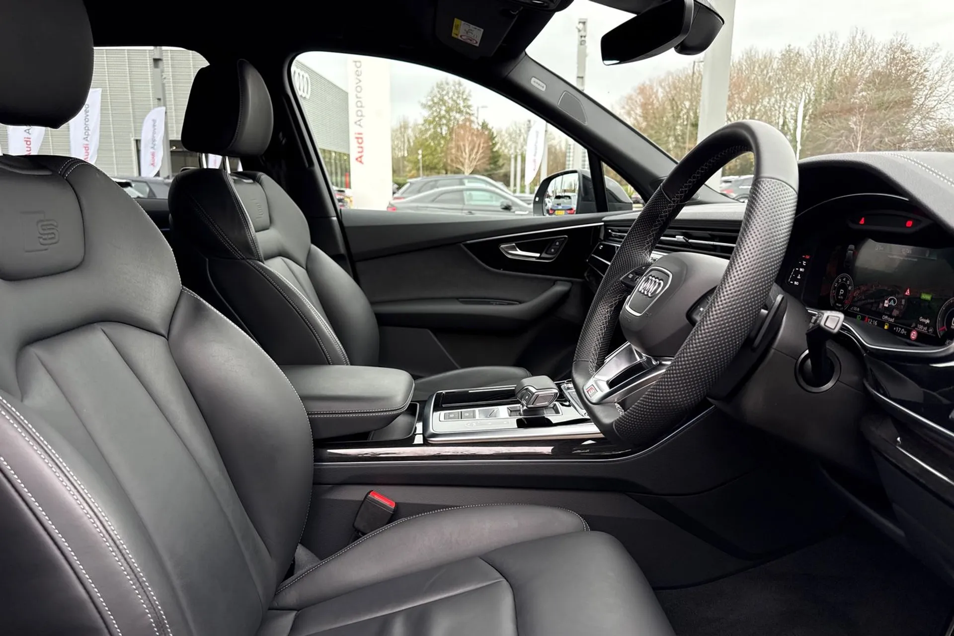 Audi Q7 thumbnail image number 34