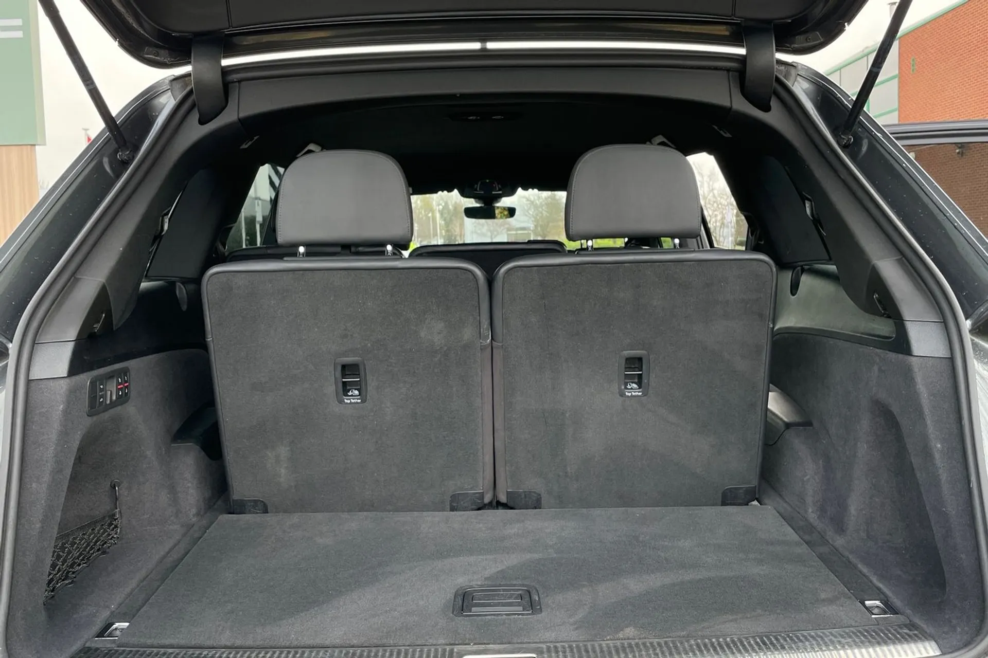 Audi Q7 thumbnail image number 51