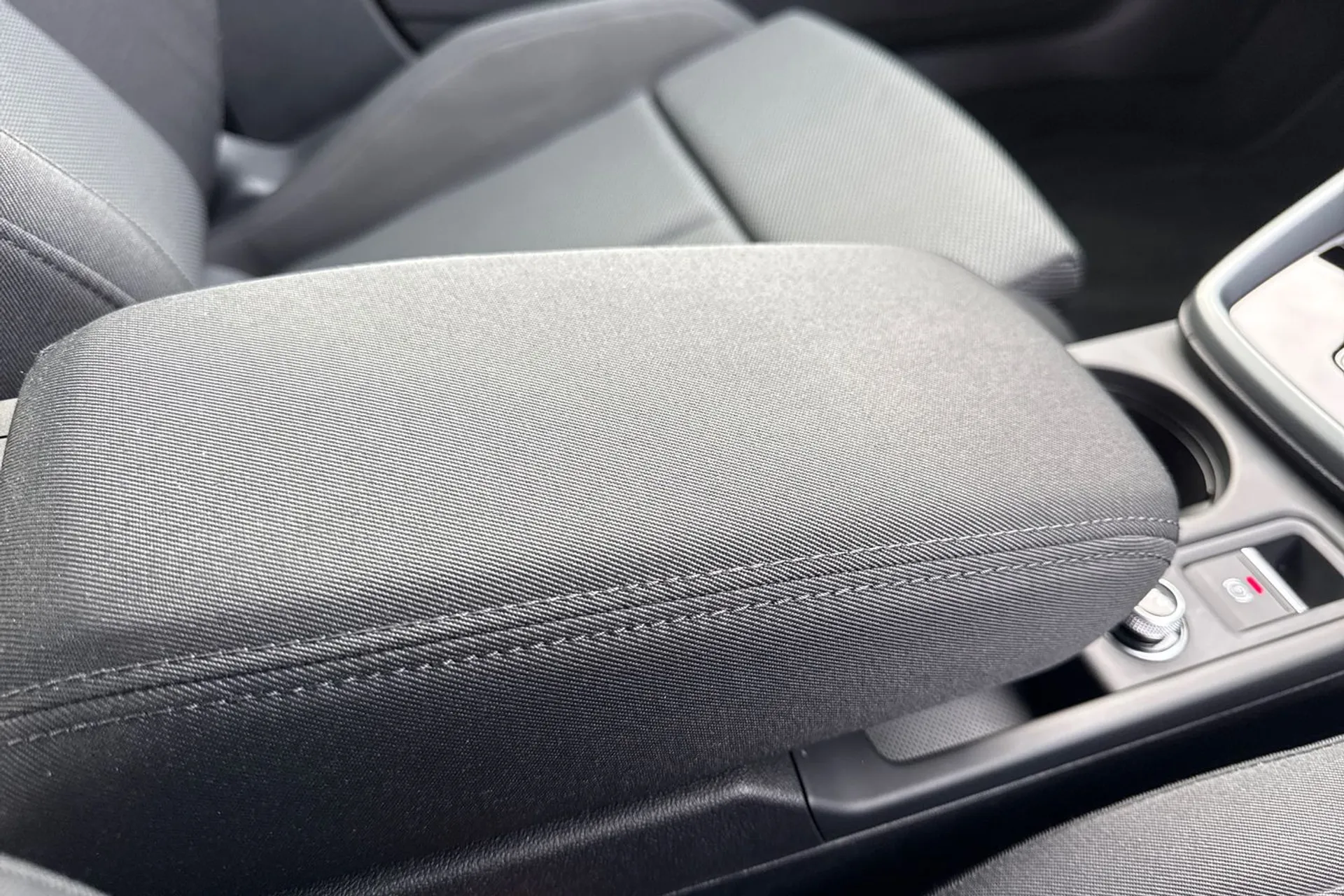 Audi A3 thumbnail image number 48