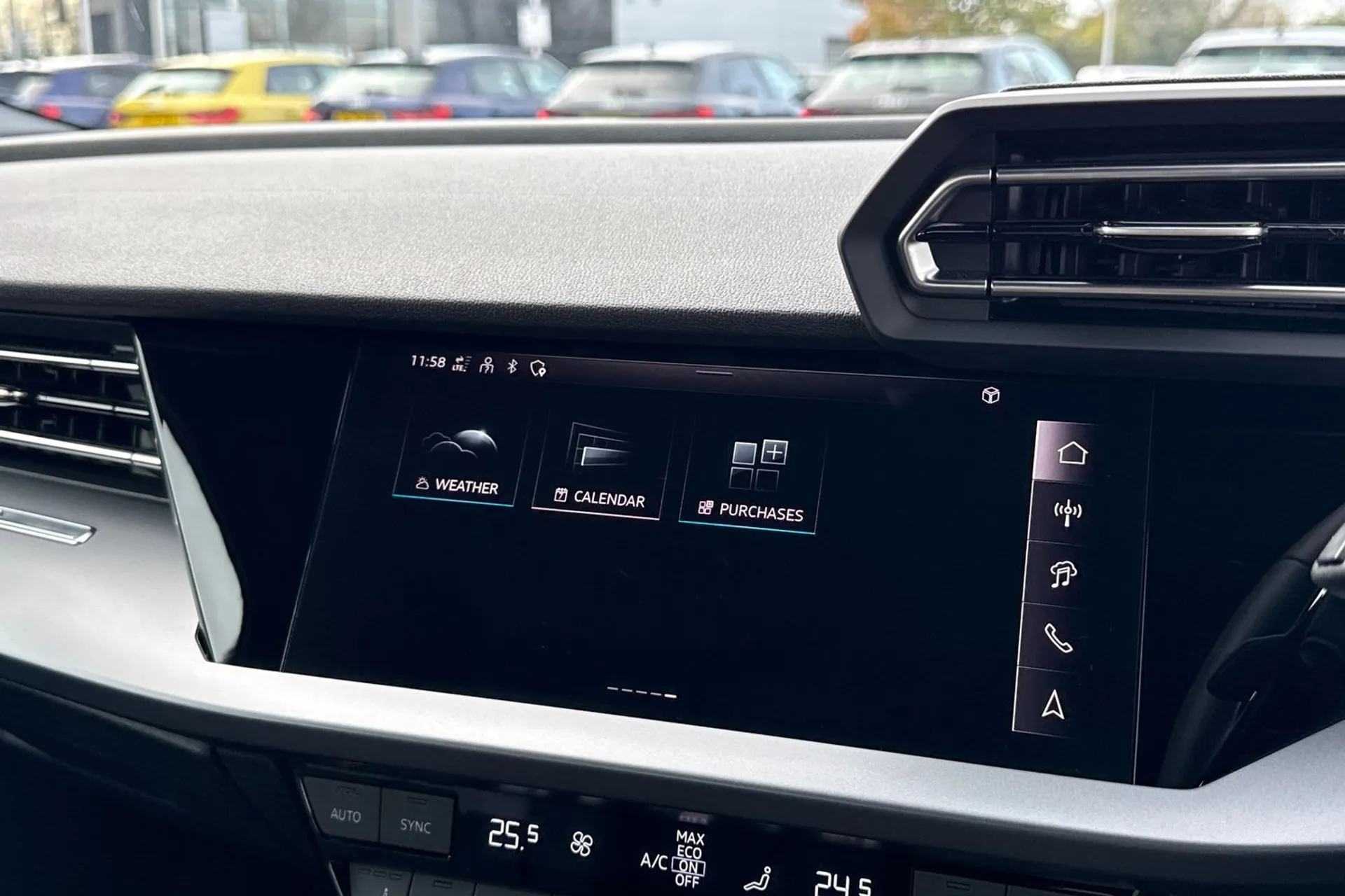 Audi A3 thumbnail image number 38