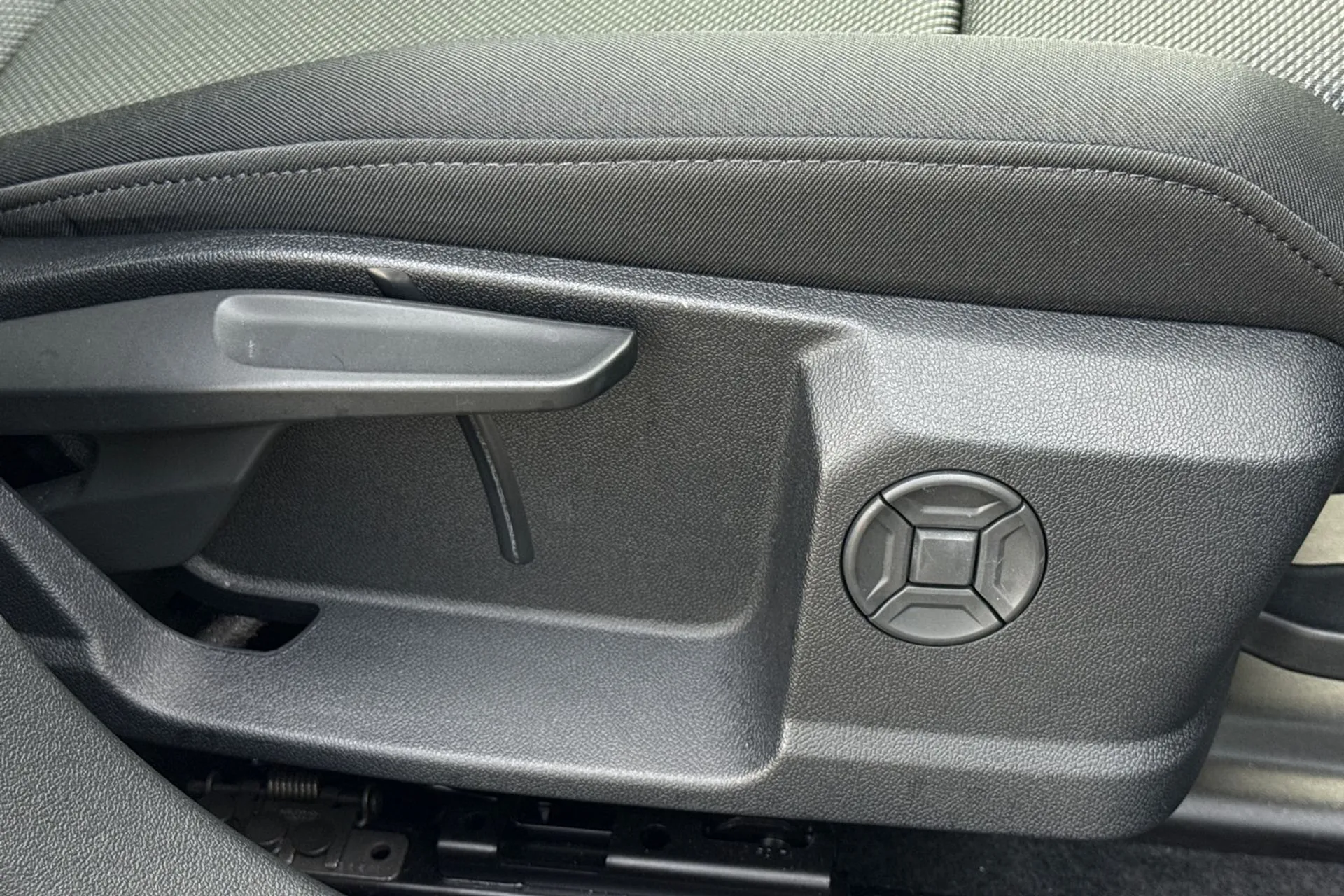 Audi A3 thumbnail image number 37