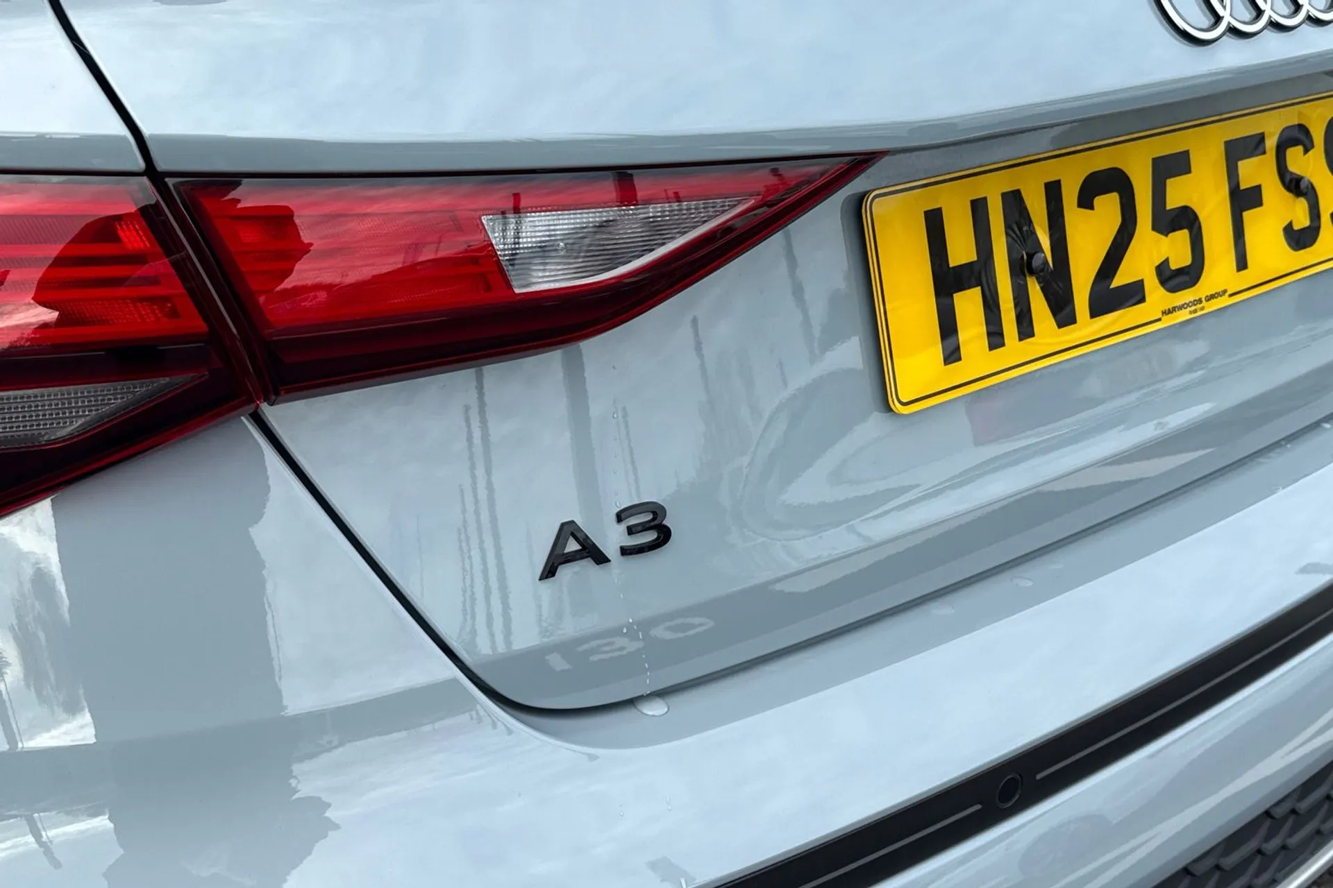 Audi A3 thumbnail image number 12