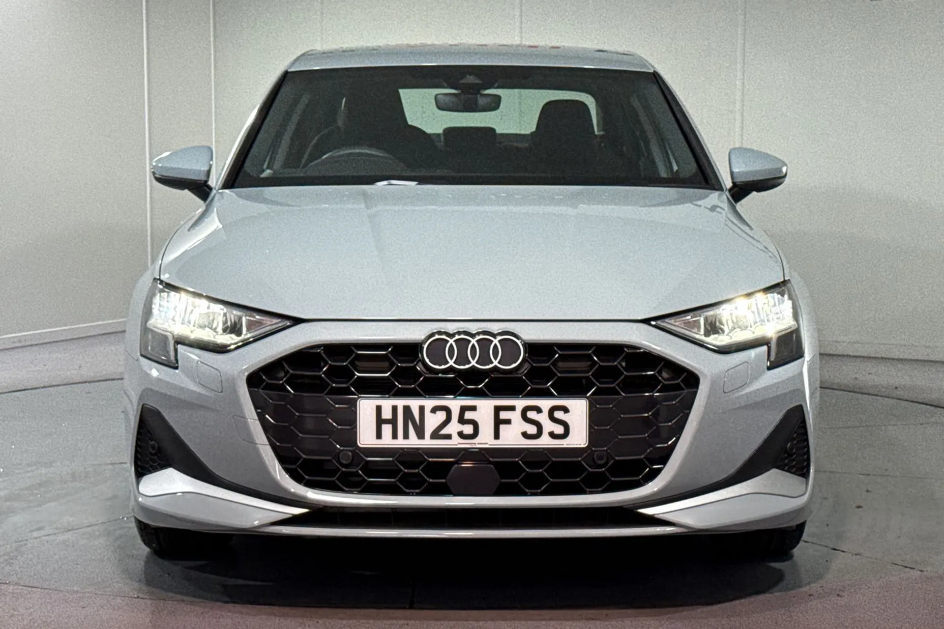 Audi A3 thumbnail image number 6