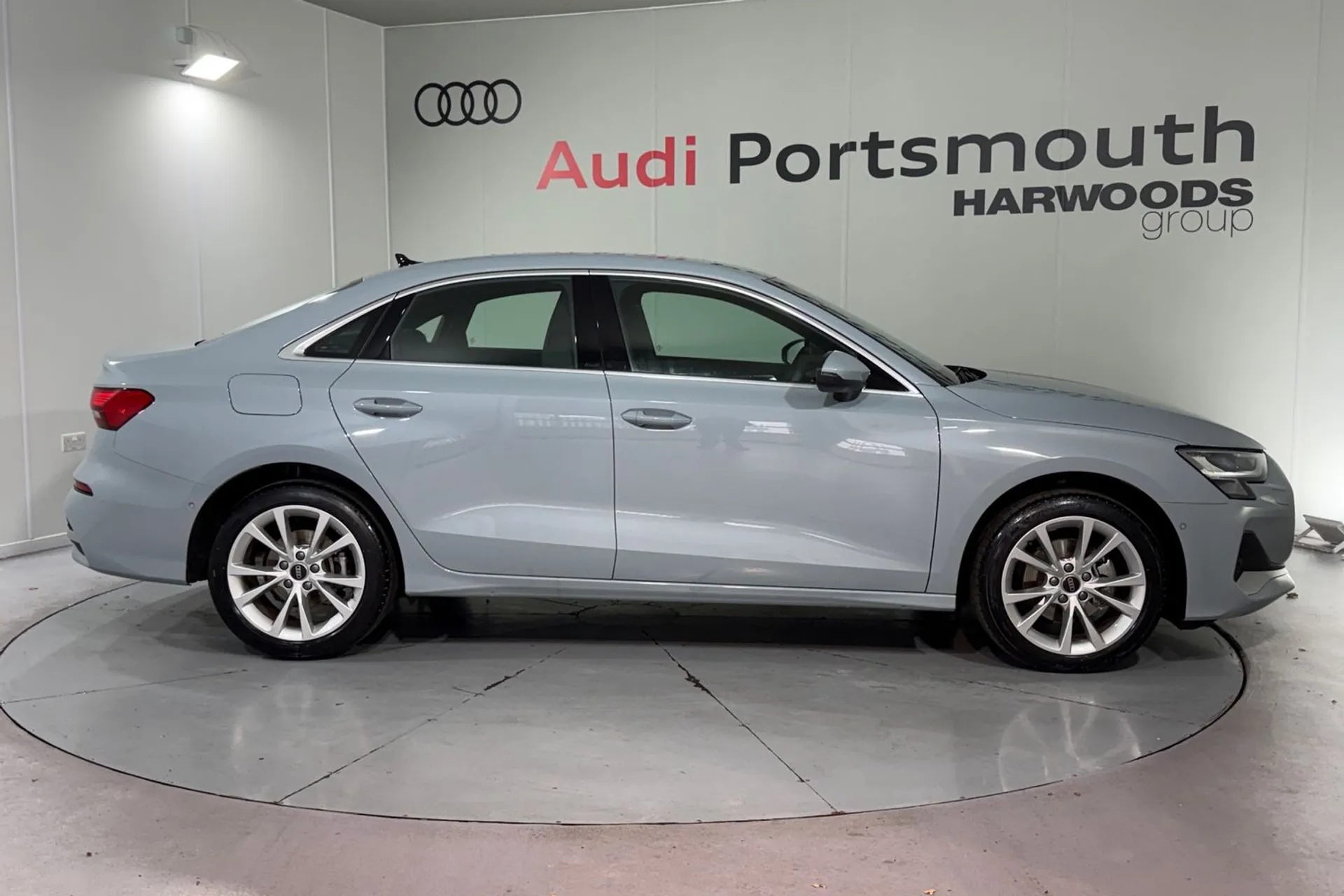 Audi A3 thumbnail image number 2