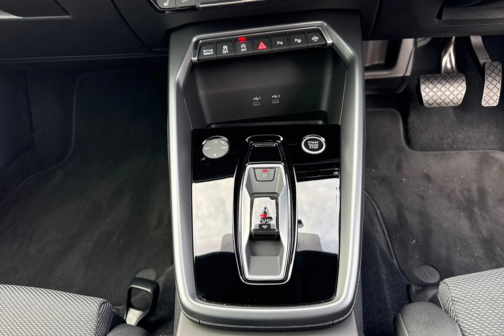 Audi A3 thumbnail image number 45