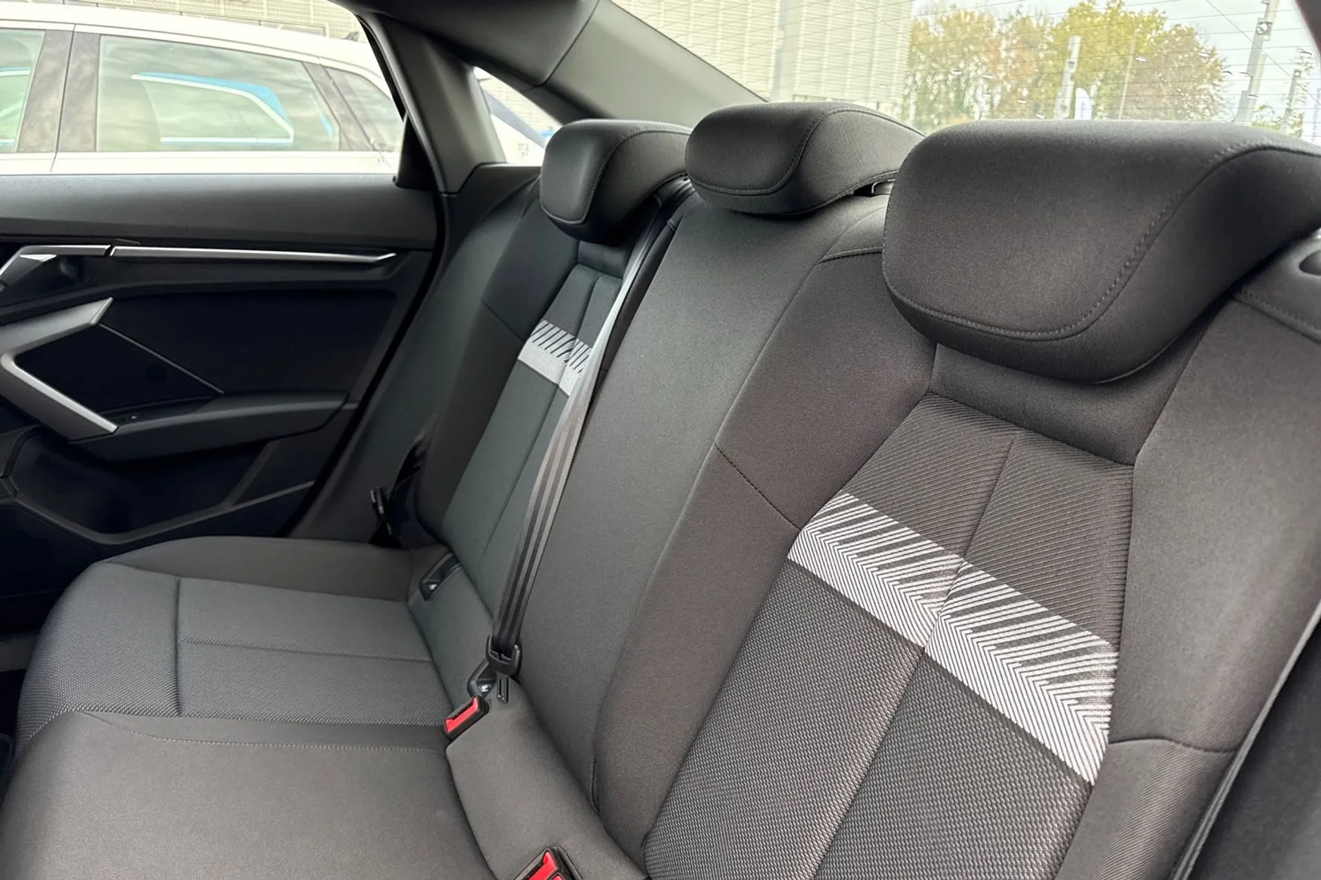 Audi A3 thumbnail image number 40