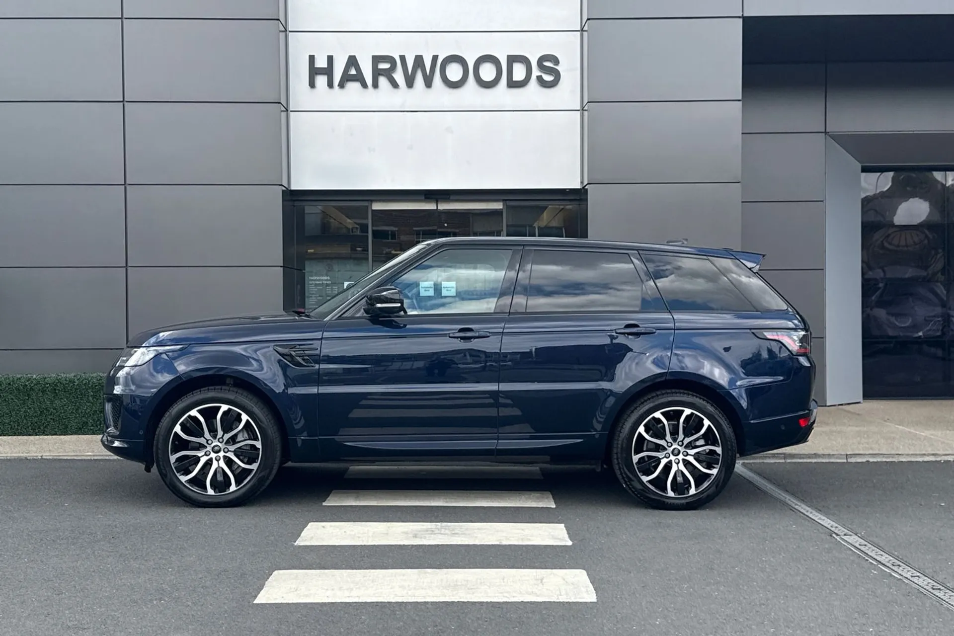 LAND ROVER RANGE ROVER SPORT thumbnail image number 13