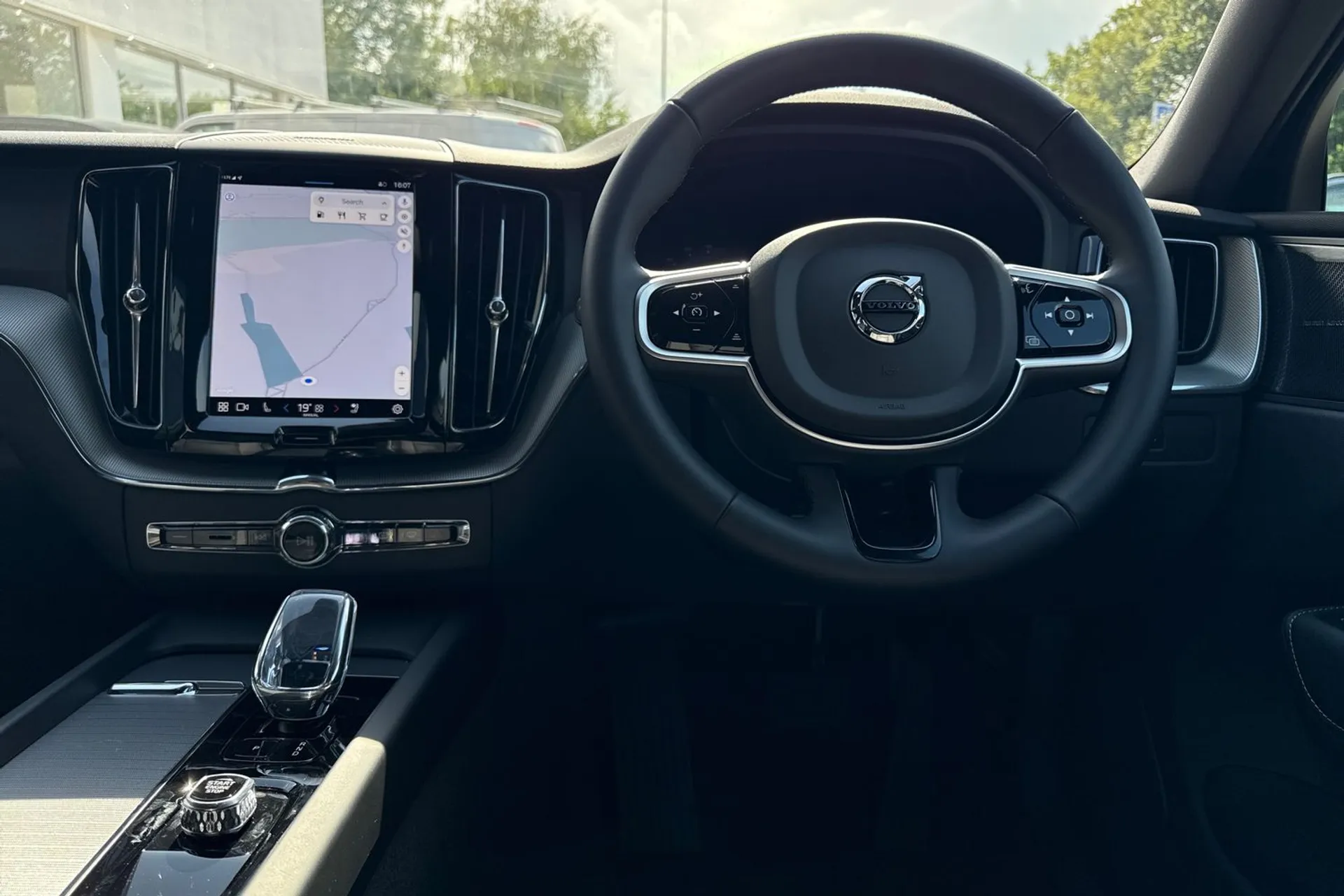 Volvo XC60 thumbnail image number 33