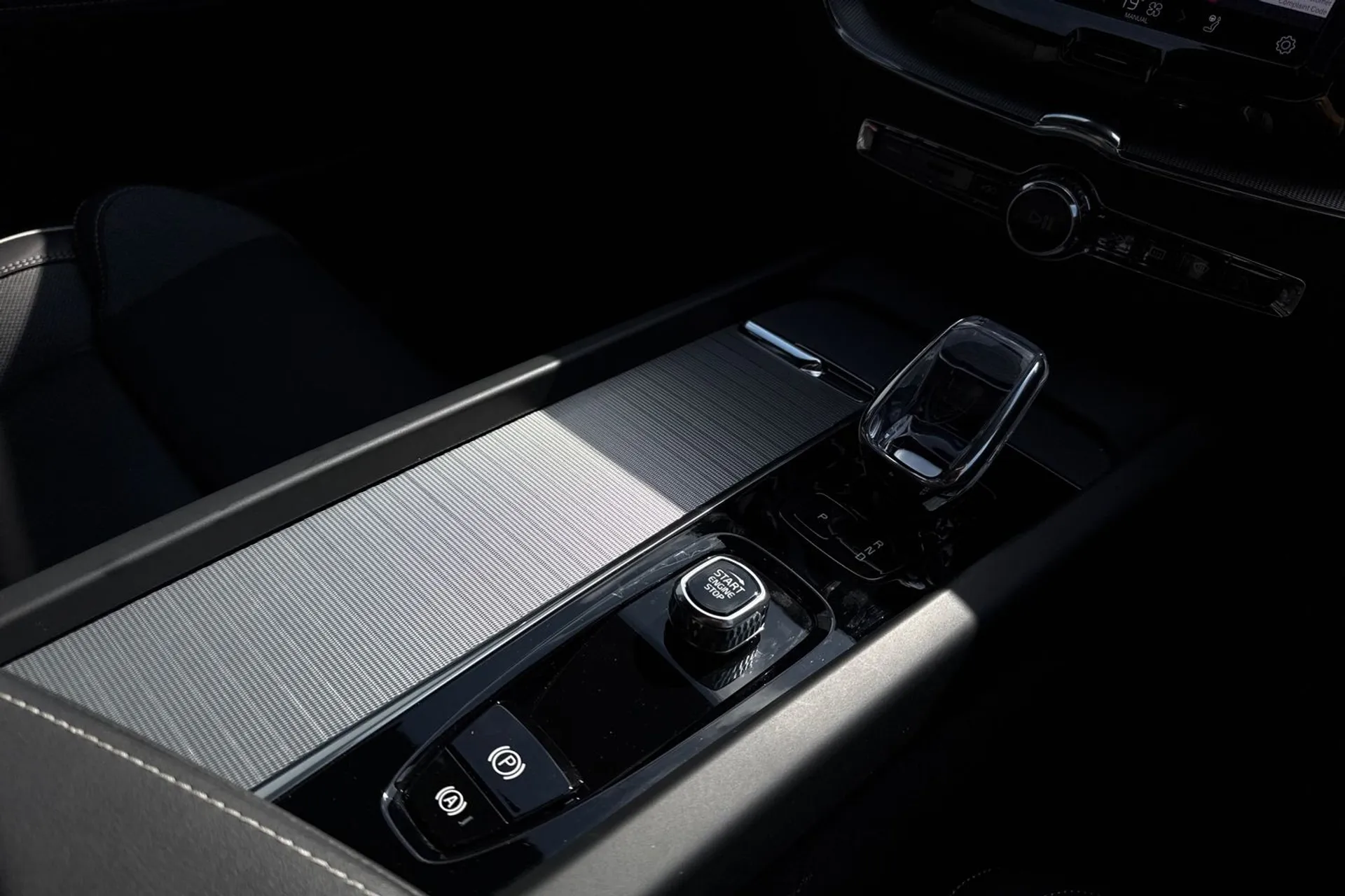 Volvo XC60 thumbnail image number 42