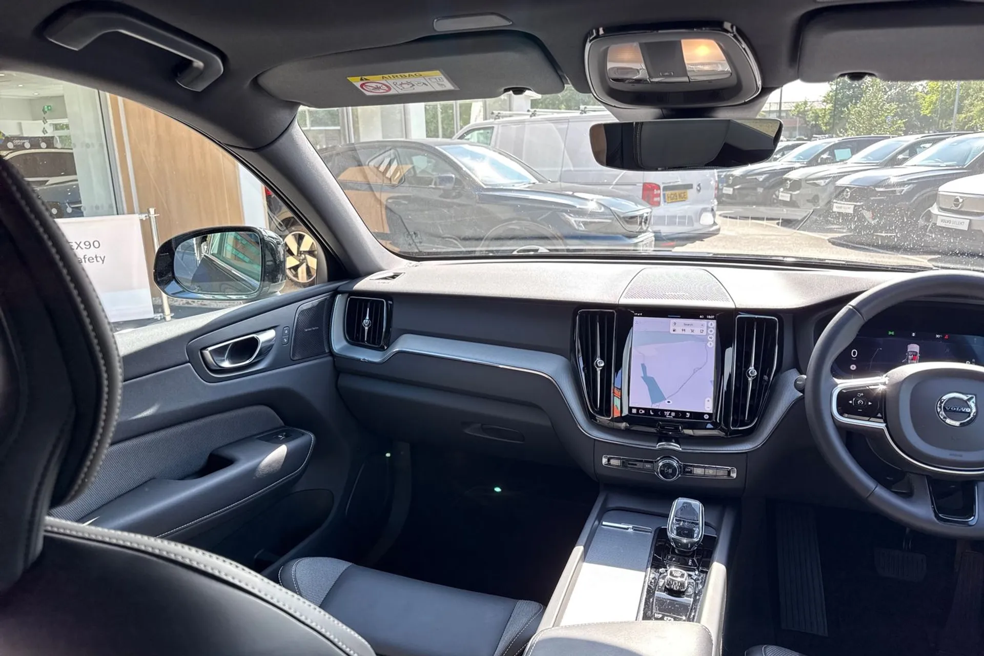 Volvo XC60 thumbnail image number 31