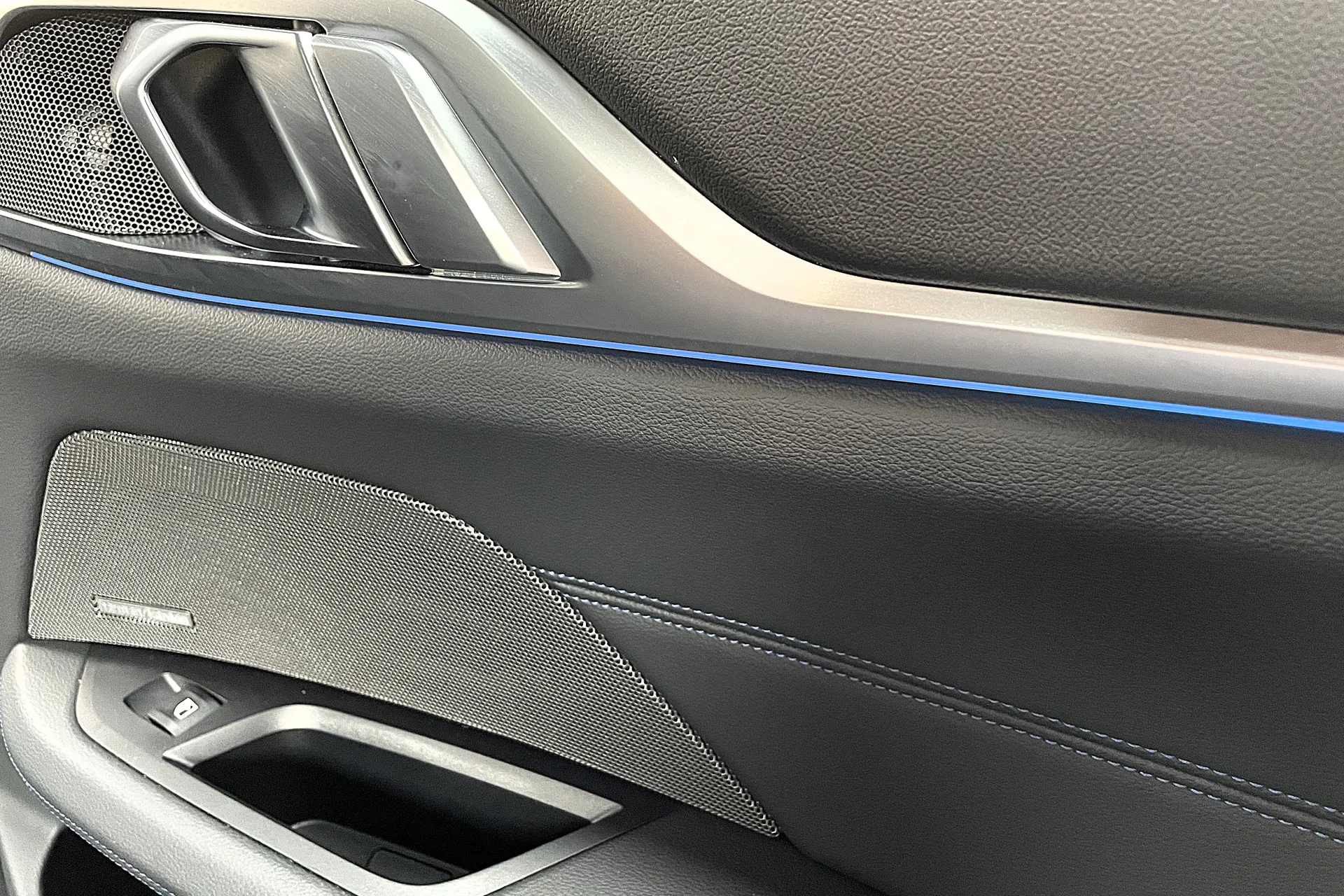 BMW I4 thumbnail image number 47