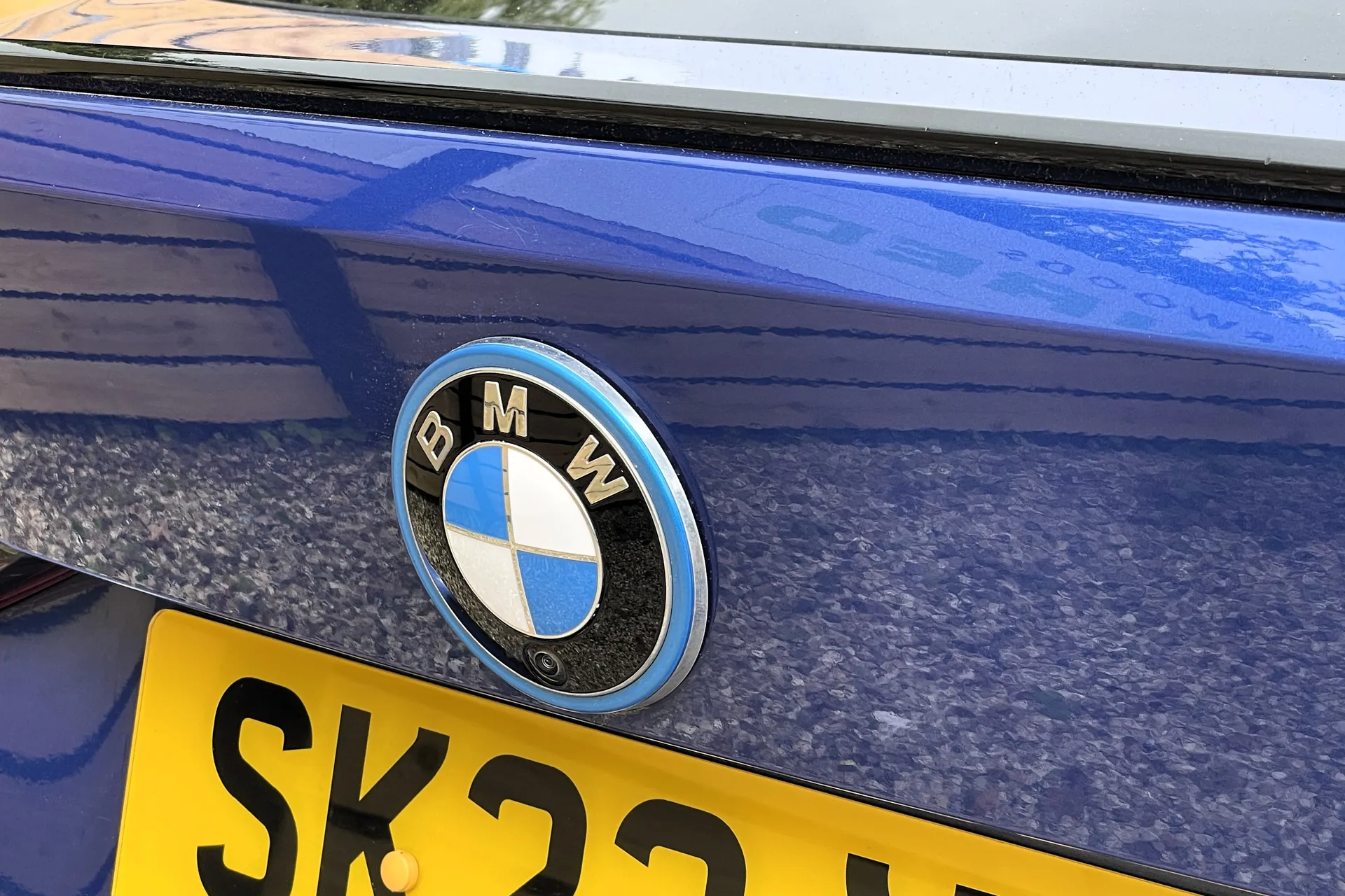 BMW I4 thumbnail image number 18