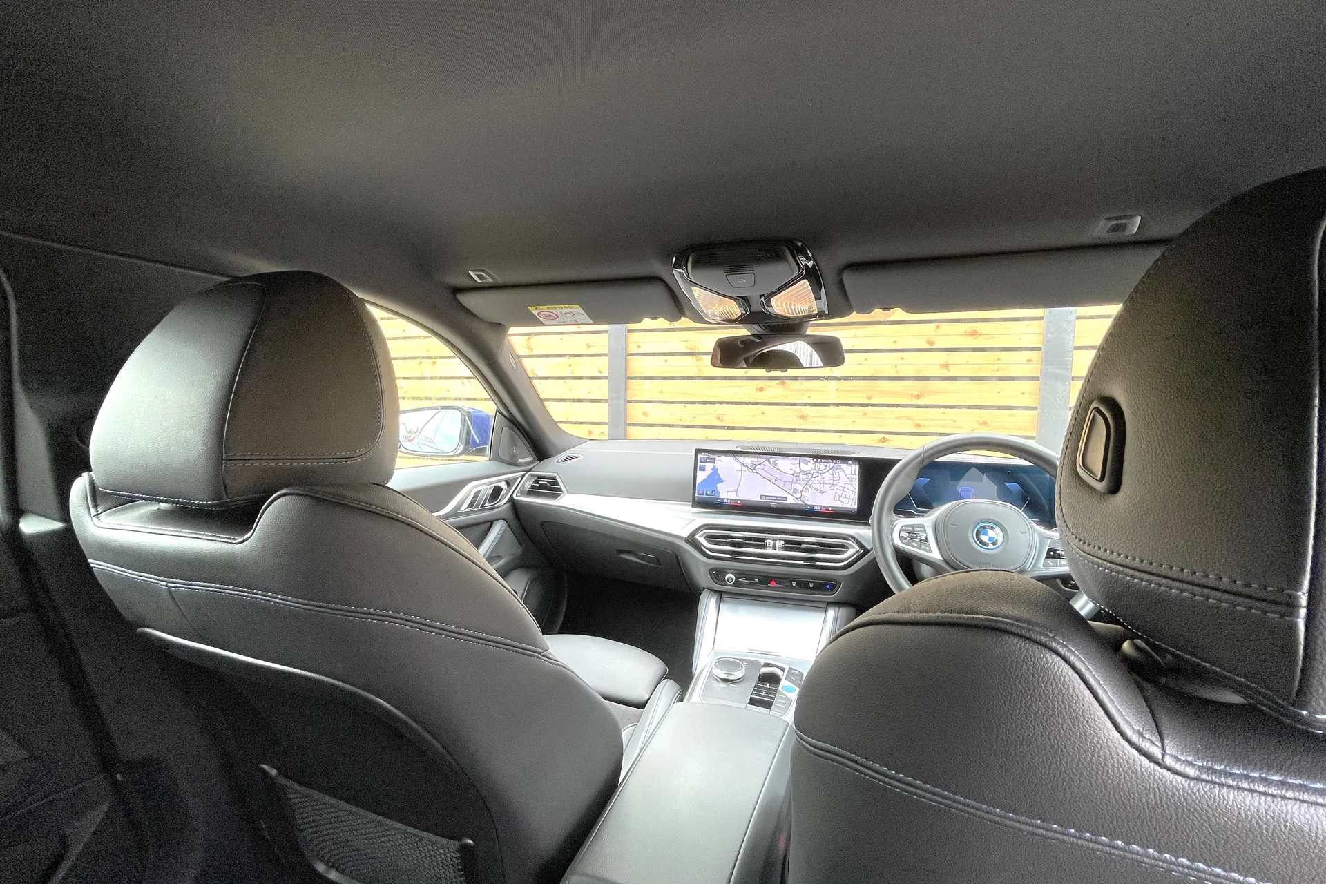 BMW I4 thumbnail image number 48