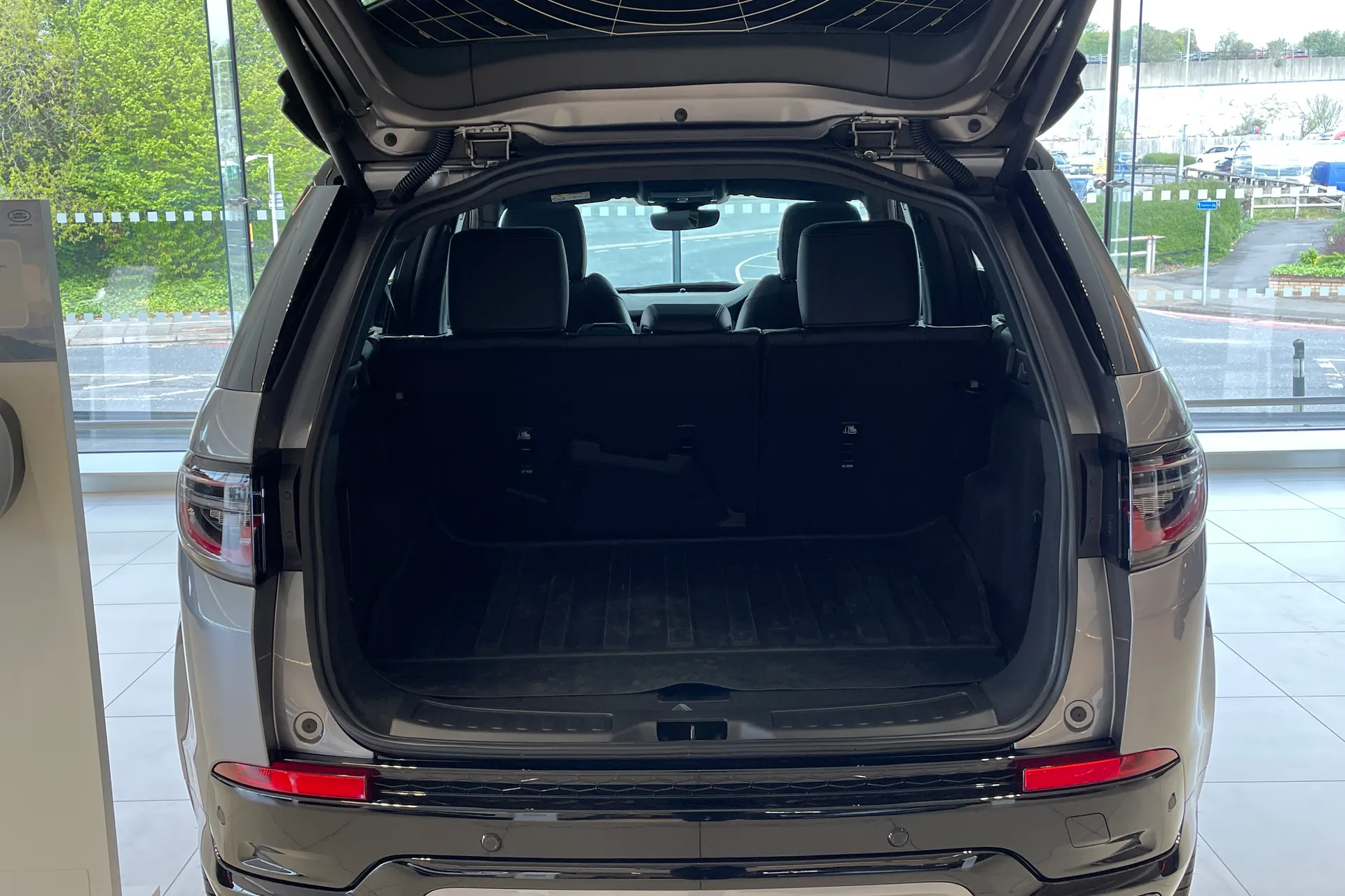 LAND ROVER DISCOVERY SPORT thumbnail image number 12