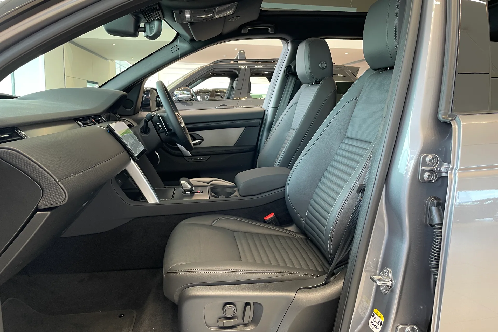 LAND ROVER DISCOVERY SPORT thumbnail image number 22