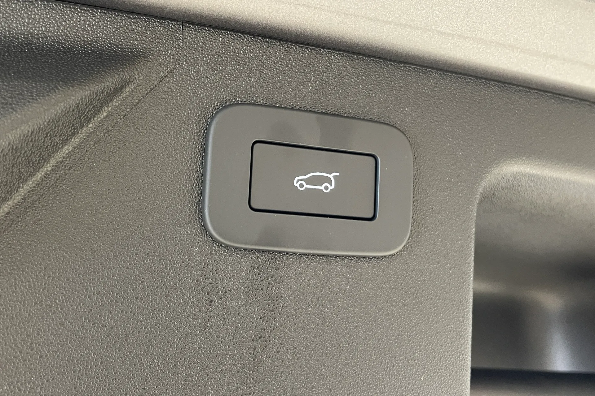 LAND ROVER DISCOVERY SPORT thumbnail image number 13