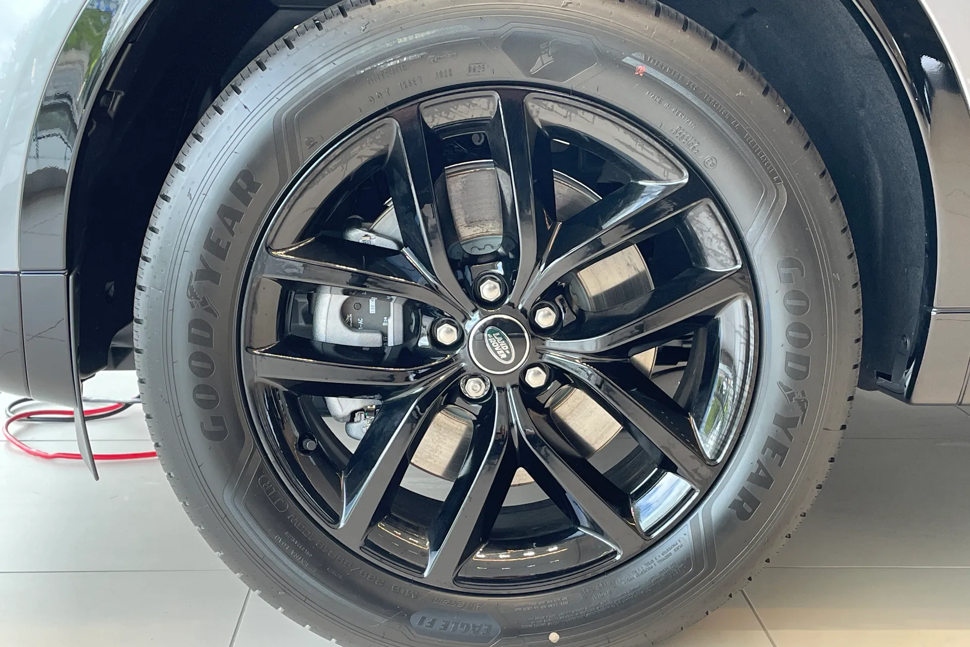 LAND ROVER DISCOVERY SPORT thumbnail image number 5