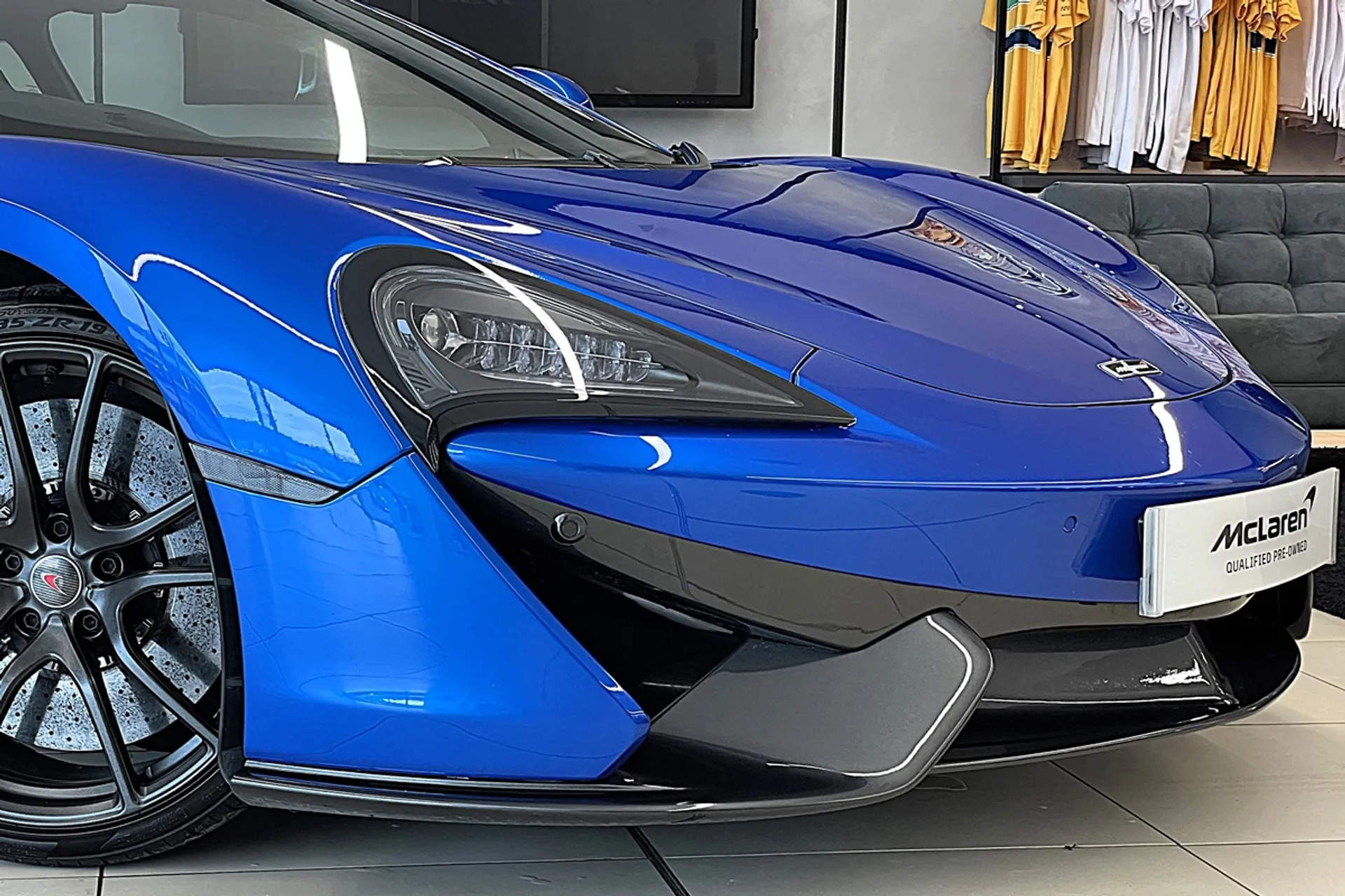 McLaren 570 thumbnail image number 16