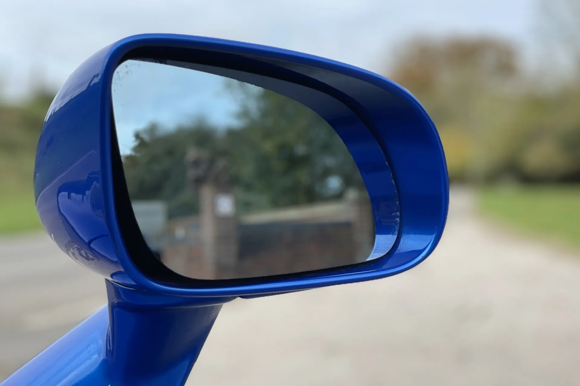 McLaren 570 thumbnail image number 26