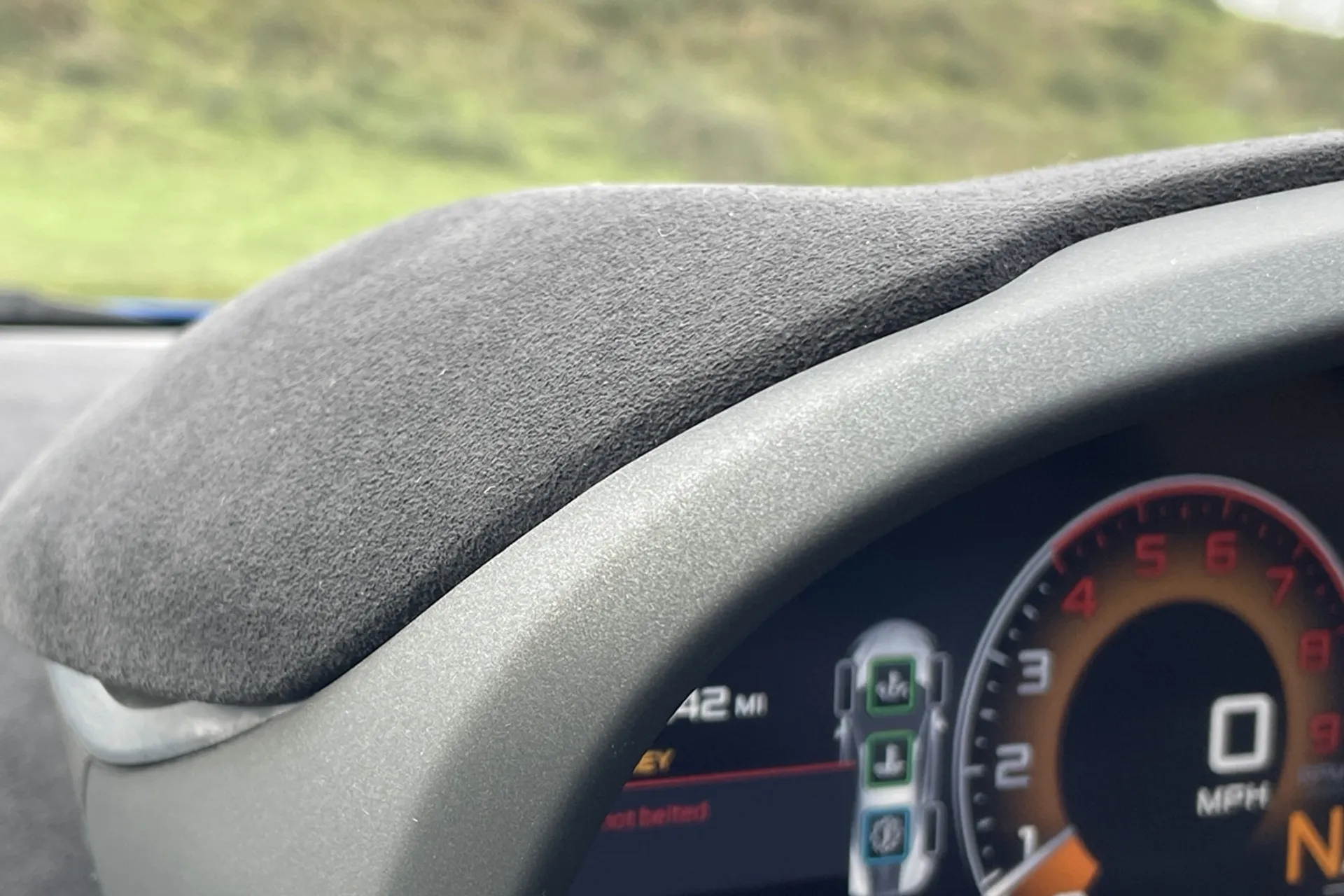McLaren 570 thumbnail image number 46