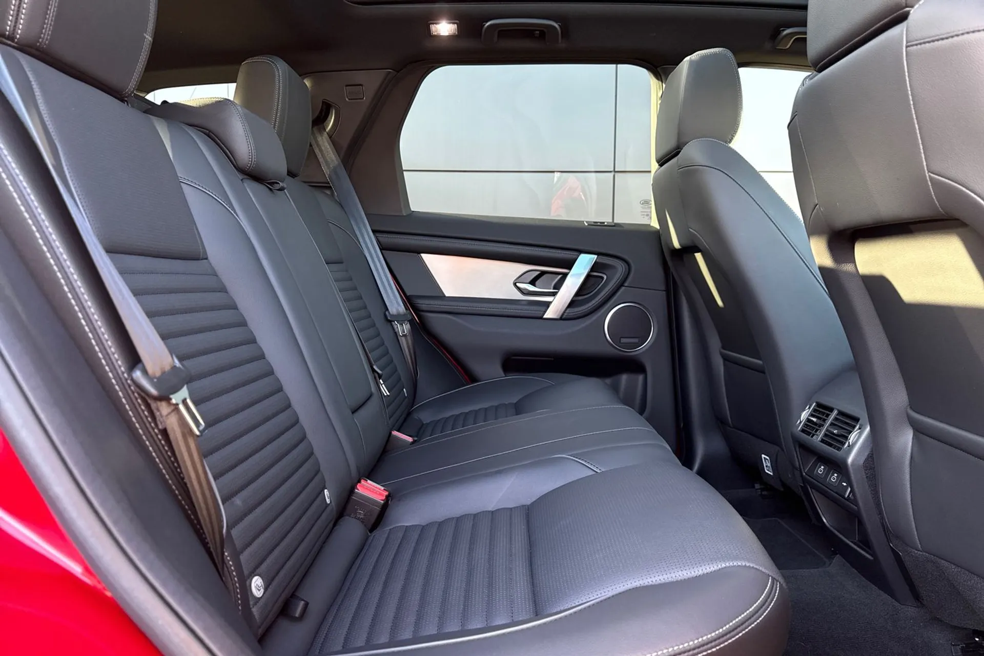 LAND ROVER DISCOVERY SPORT thumbnail image number 20