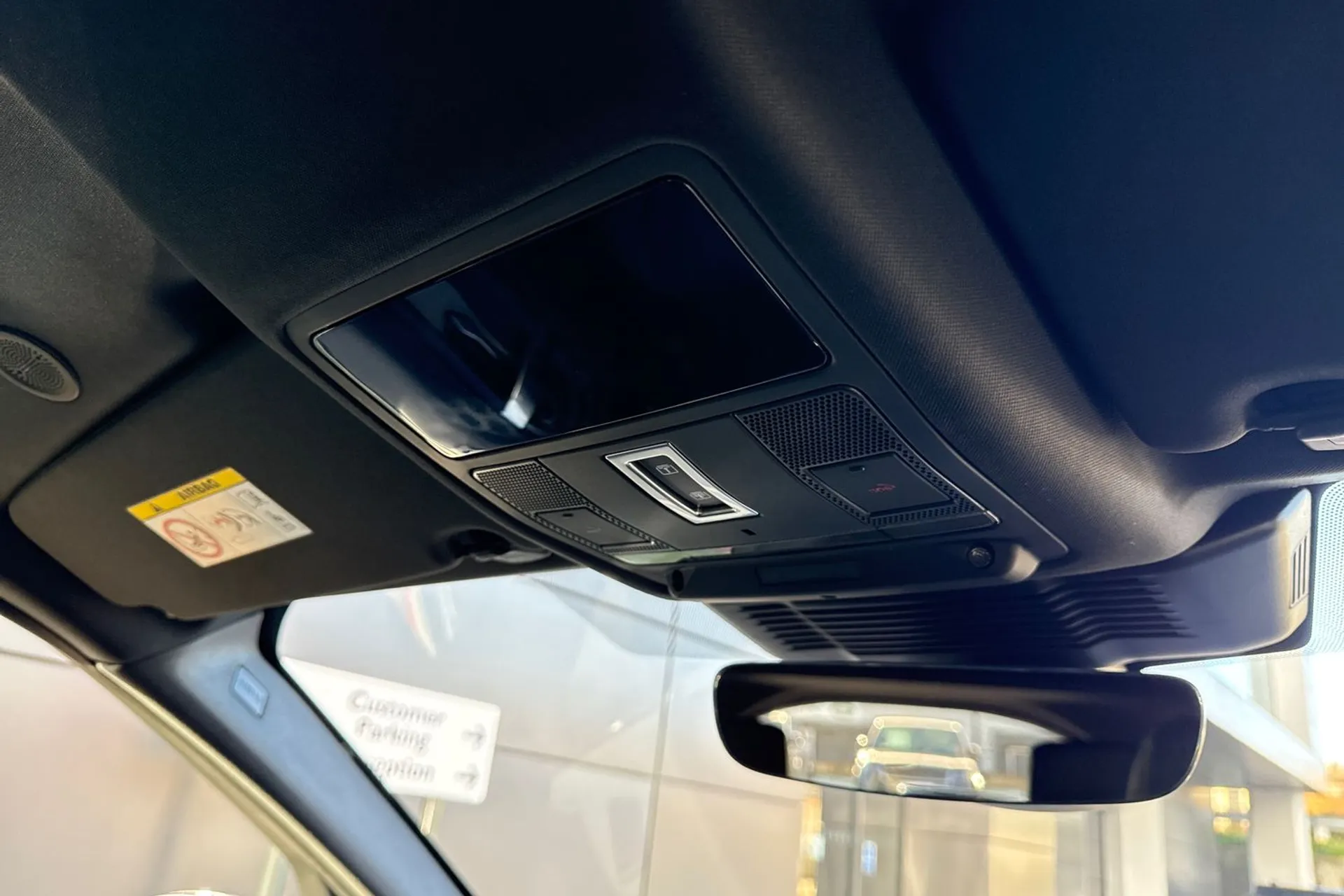 LAND ROVER DISCOVERY SPORT thumbnail image number 51