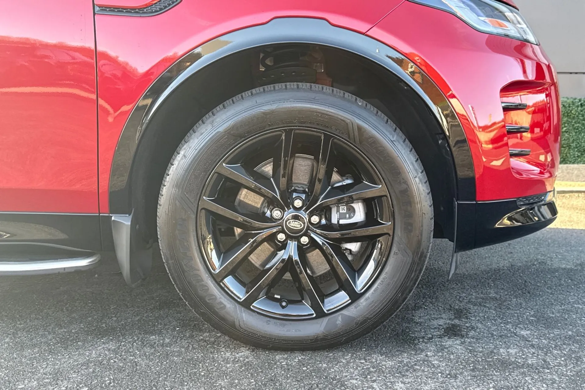 LAND ROVER DISCOVERY SPORT thumbnail image number 16