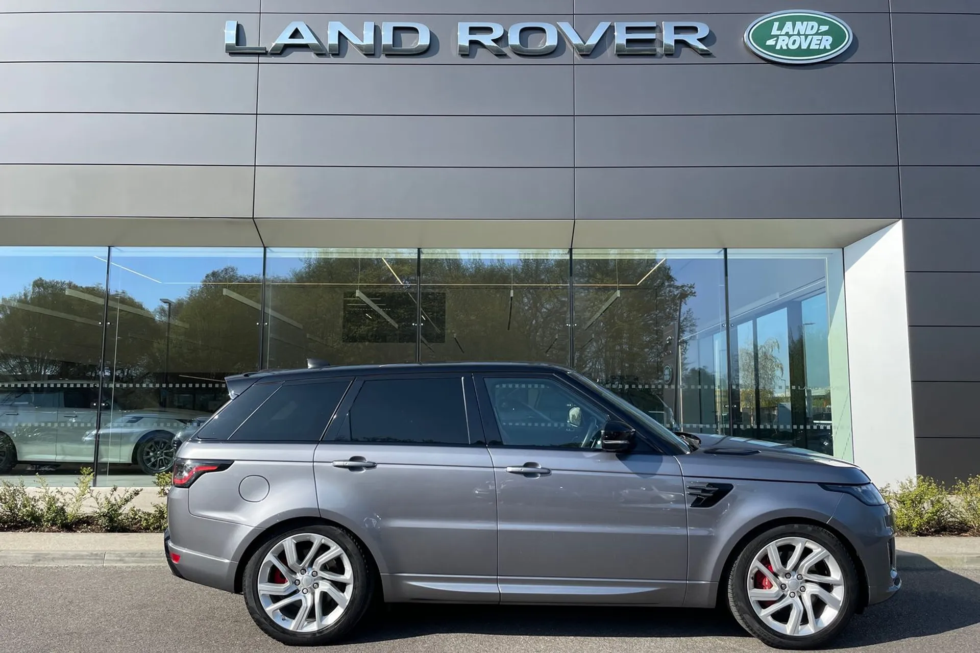 LAND ROVER RANGE ROVER SPORT thumbnail image number 2