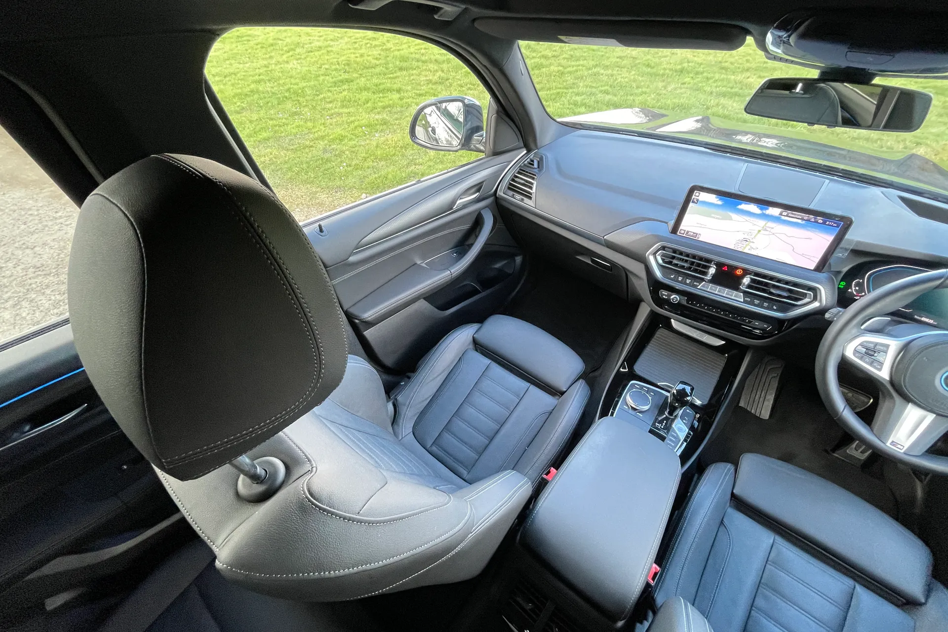 BMW X3 thumbnail image number 40