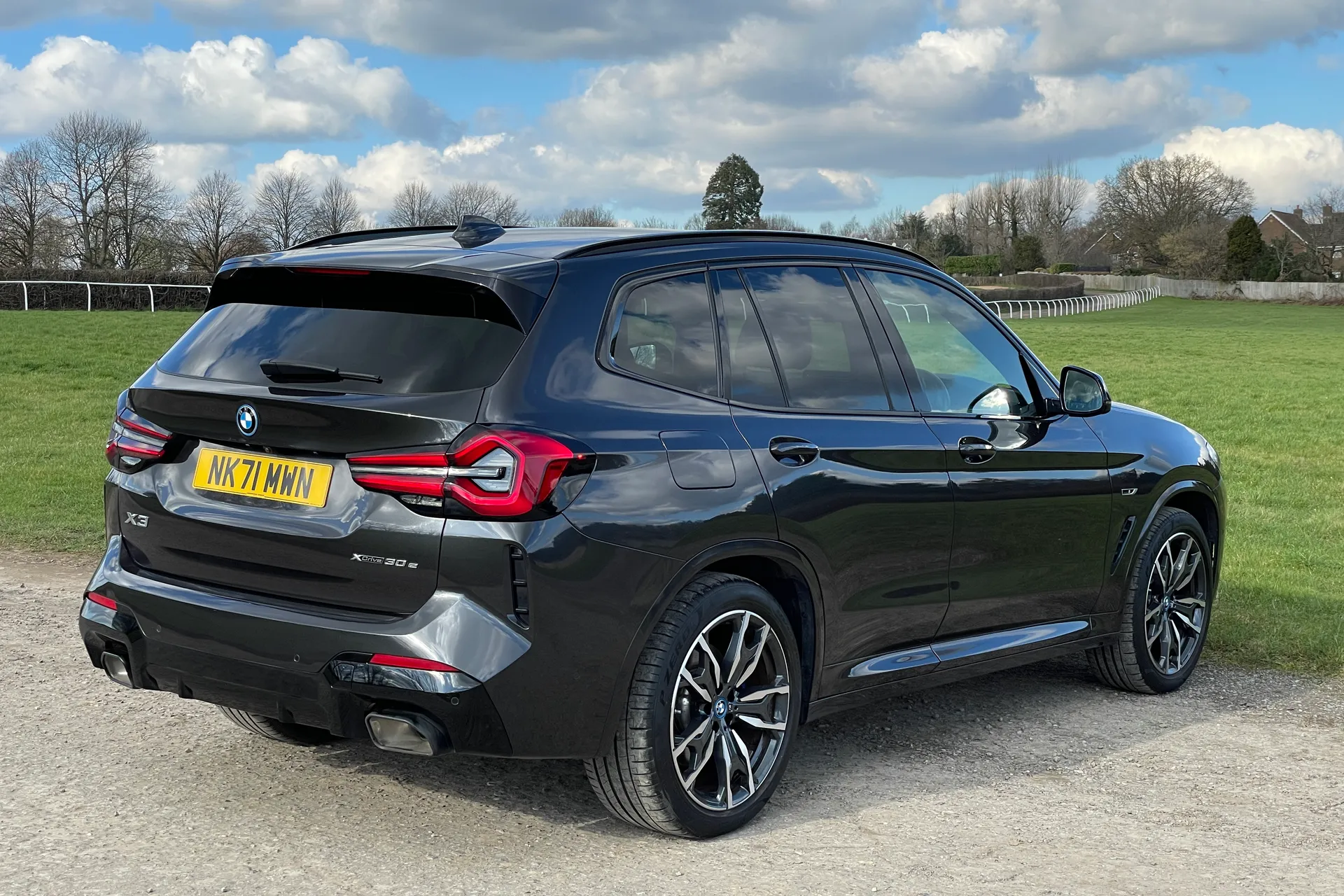BMW X3 thumbnail image number 21