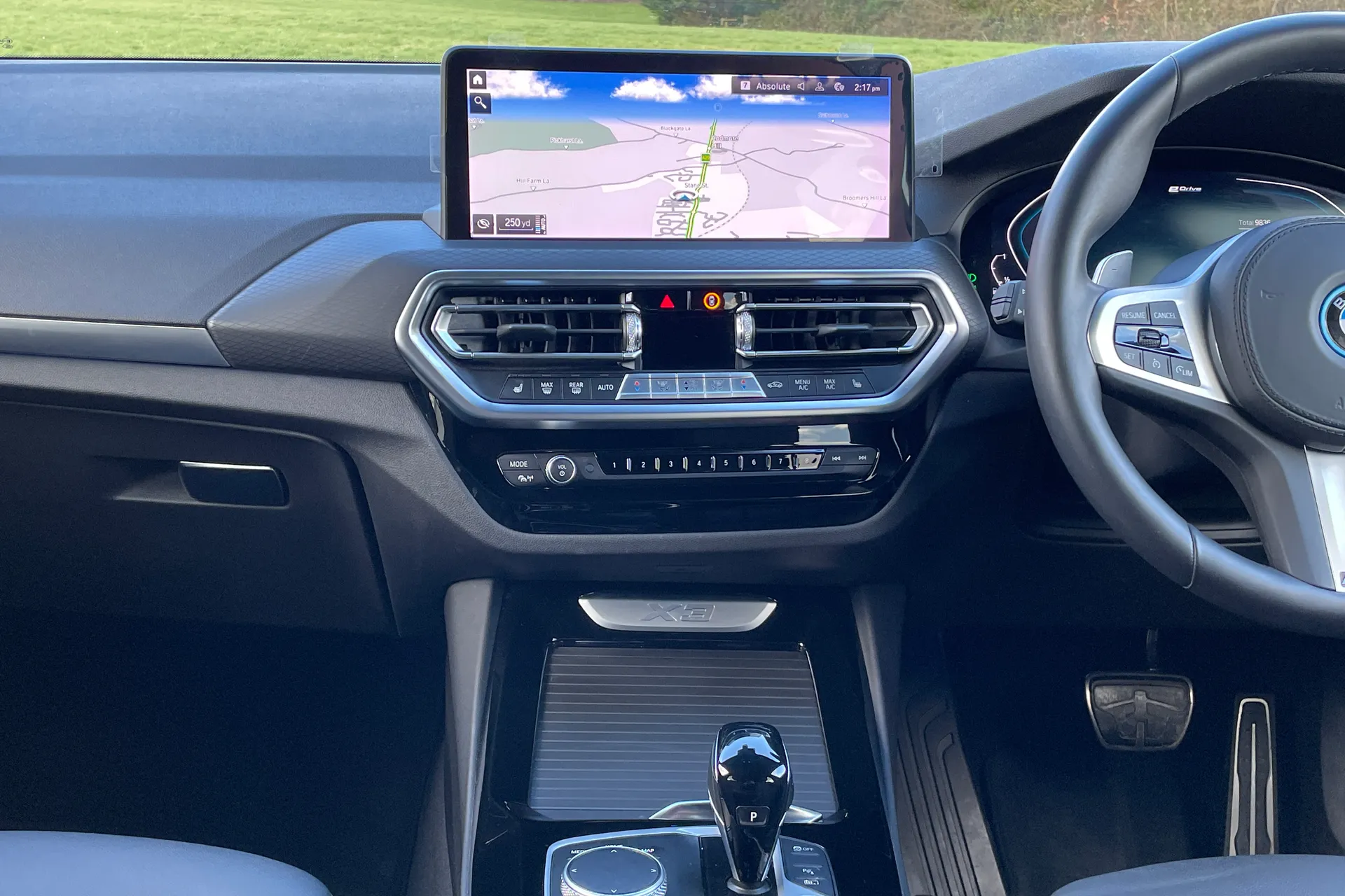 BMW X3 thumbnail image number 36