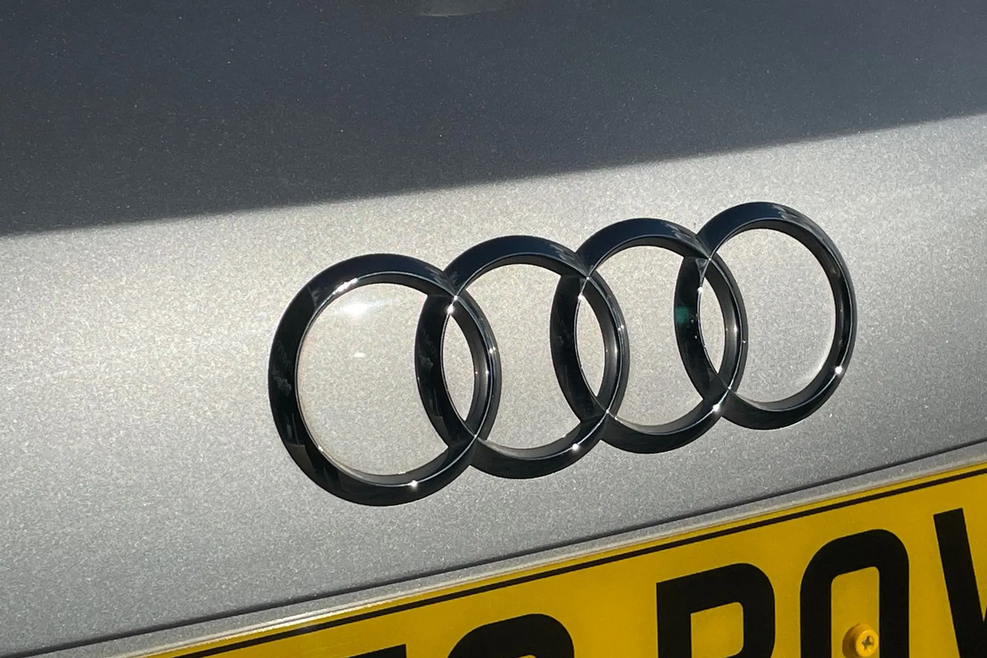 Audi Q3 thumbnail image number 50